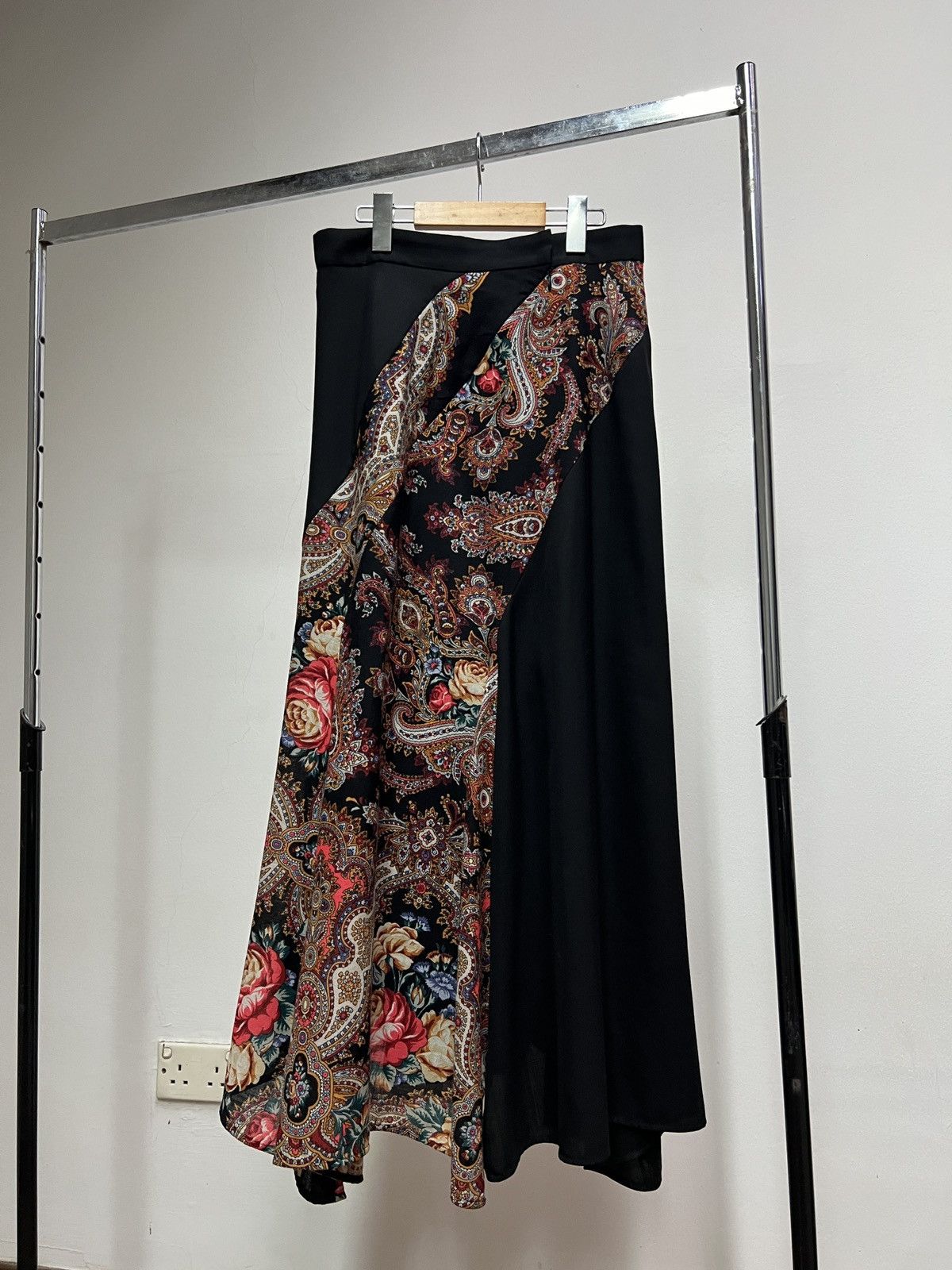 Yohji Yamamoto AW17 SAMPLE Y’s Pink by Takeshi Kosada Russian Floral Skirt Size 28" / US 6 / IT 42 - 1 Thumbnail