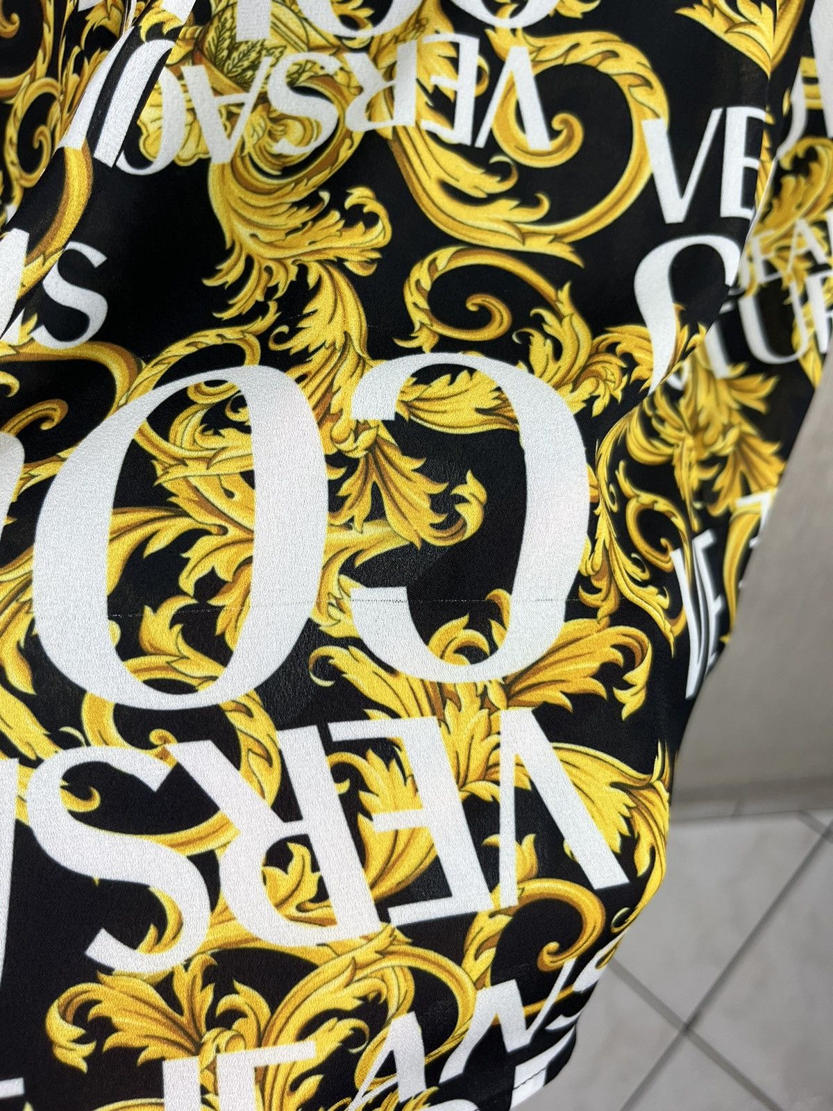 Versace × Versace Jeans Couture Versace Jeans Couture full print shirt gold details monogram Size US L / EU 52-54 / 3 - 24 Thumbnail