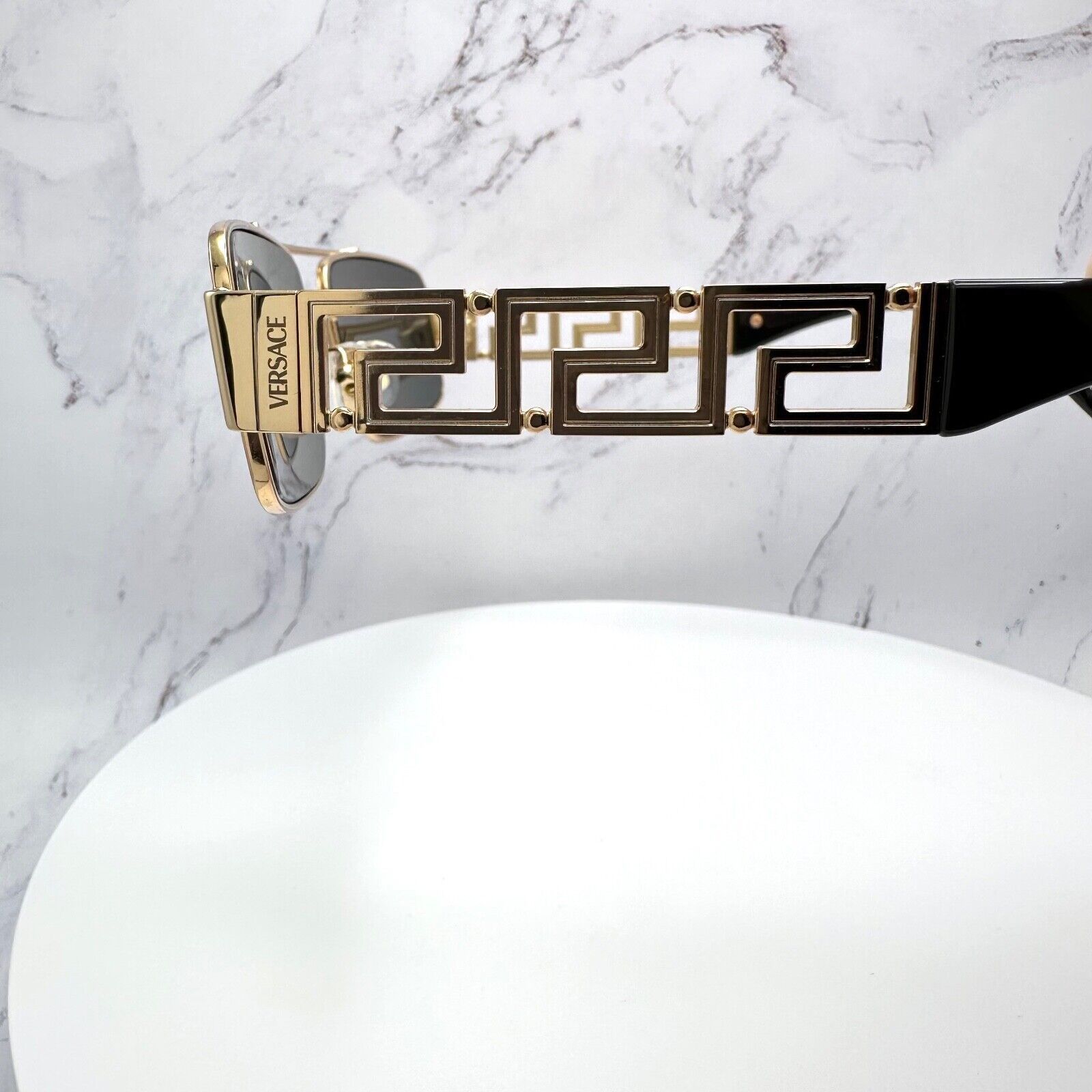 Versace Versace Sunglasses Gold Rectangle Metal Logo Black Retro Size ONE SIZE - 14 Thumbnail