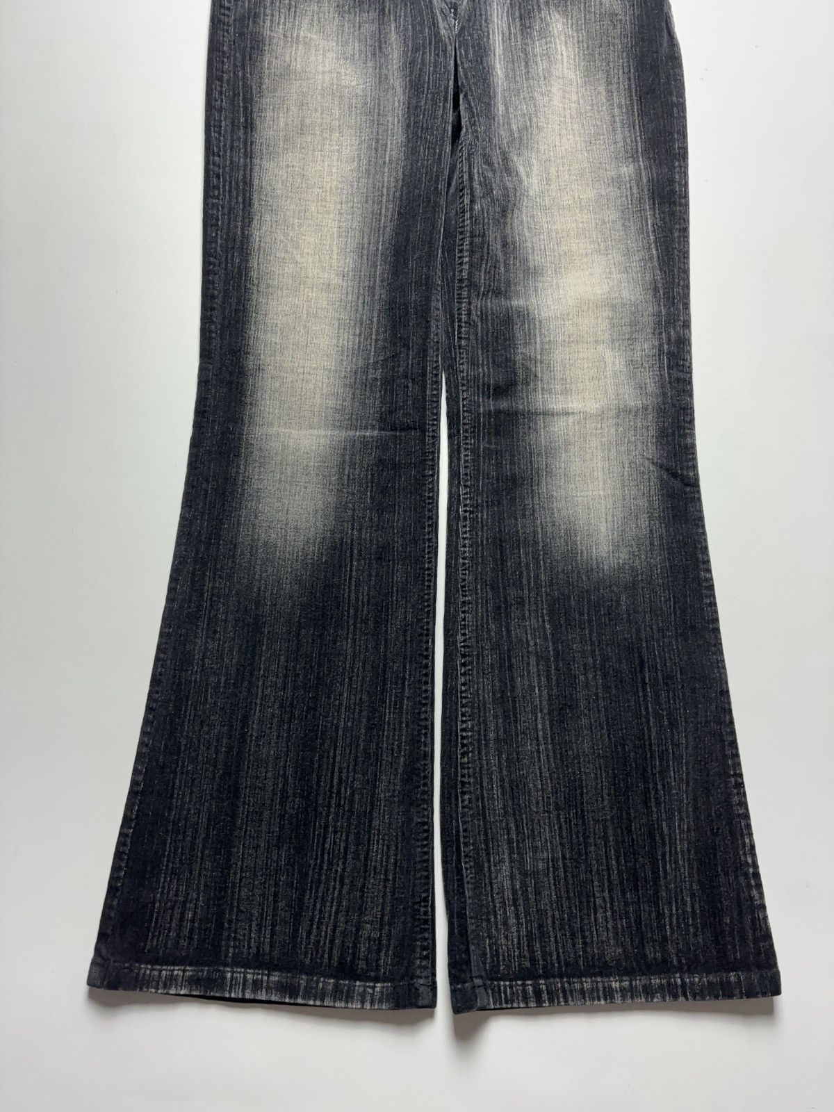 Japanese Brand Faded vintage flared faded pants jeans Size 28" / US 6 / IT 42 - 3 Thumbnail