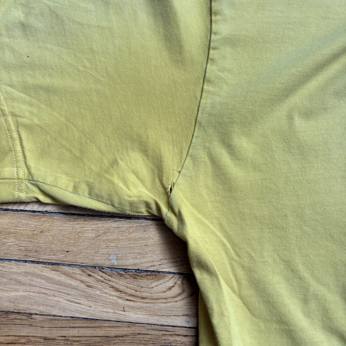 Vintage Vintage 90’s Distressed CAT Caterpillar Short T-Shirt Size US M / EU 48-50 / 2 - 5 Thumbnail