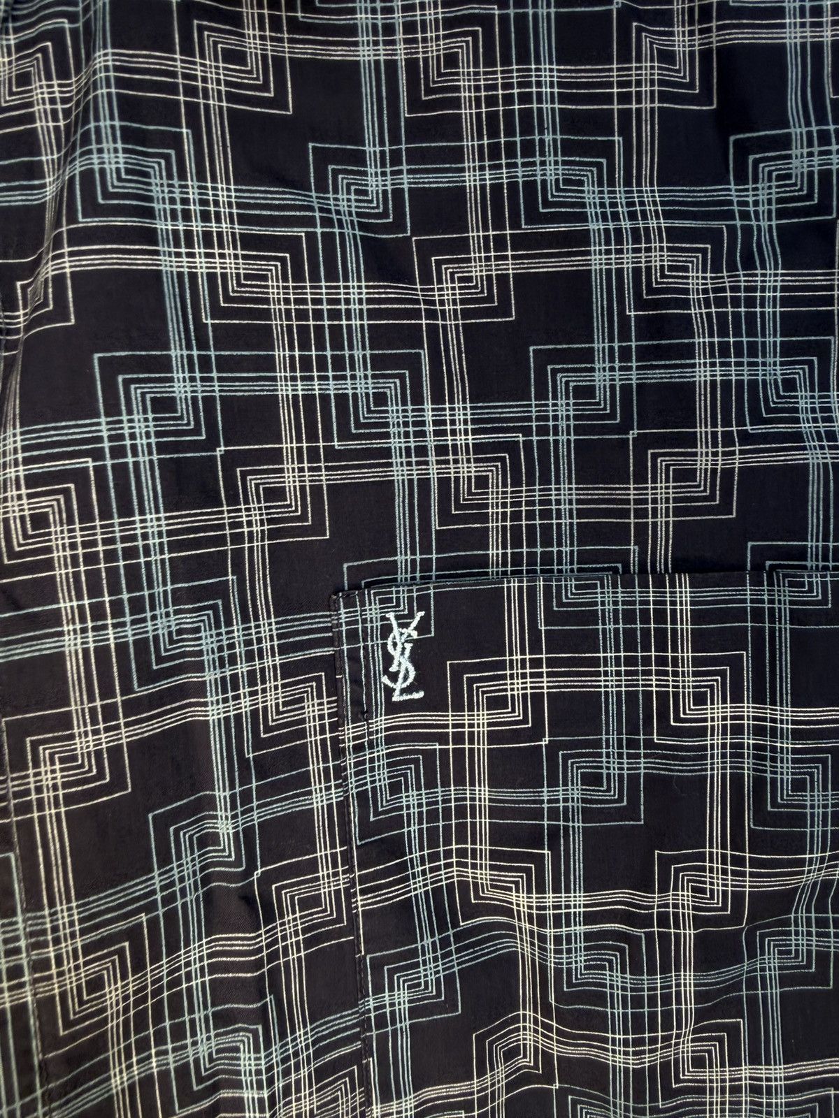 Yves Saint Laurent Summer YSL Shirt Matrix Logo Button Up Collar Shortsleeve Size US L / EU 52-54 / 3 - 3 Thumbnail