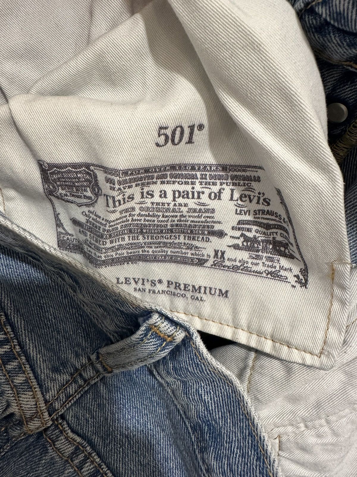 Levi's × Vintage Vintage Levi’s 501 cropped Size US 38 / EU 54 - 12 Thumbnail