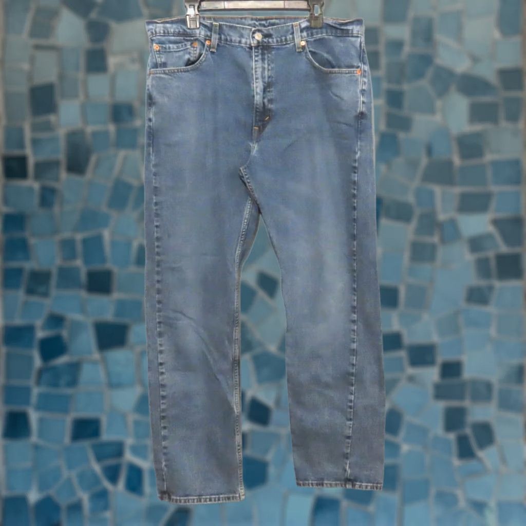 Levi's VINTAGE Levi's 505 Blue Jeans Mens Size 38x32 Classic Straight Denim 5-Pocket High Rise Straight Mens Jeans Blue, 38x32 Size US 38 / EU 54 - 1 Thumbnail