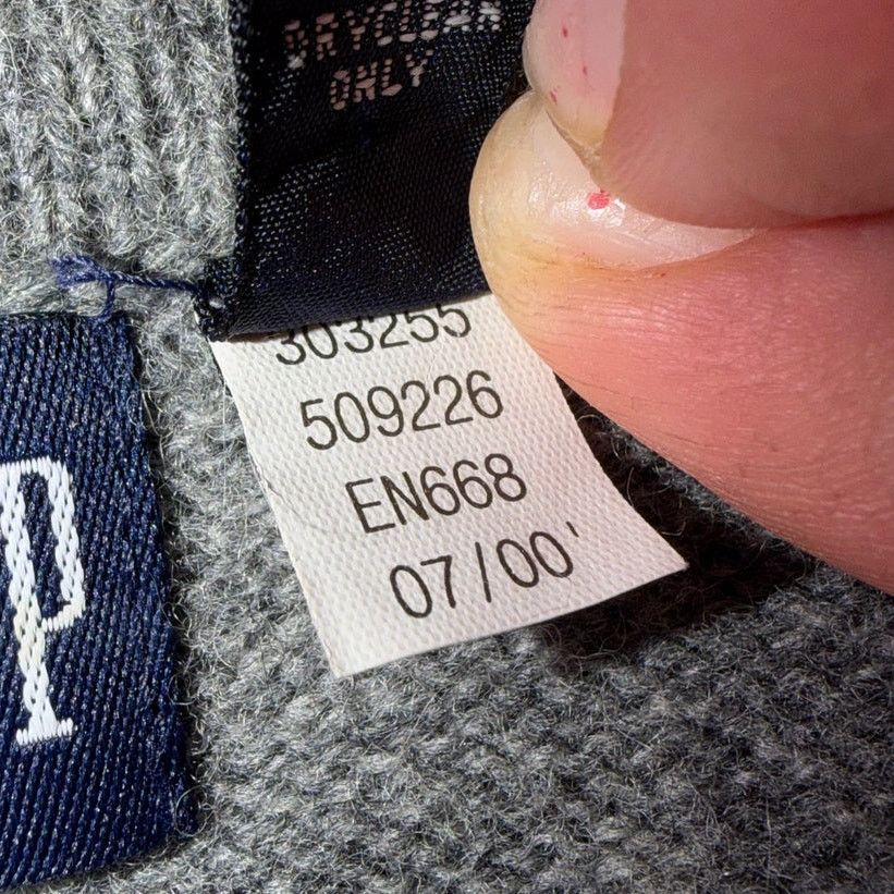 Gap GAP Gray Fair Isle V-Neck Lambs Wool Blend Sweater Size US L / EU 52-54 / 3 - 3 Thumbnail