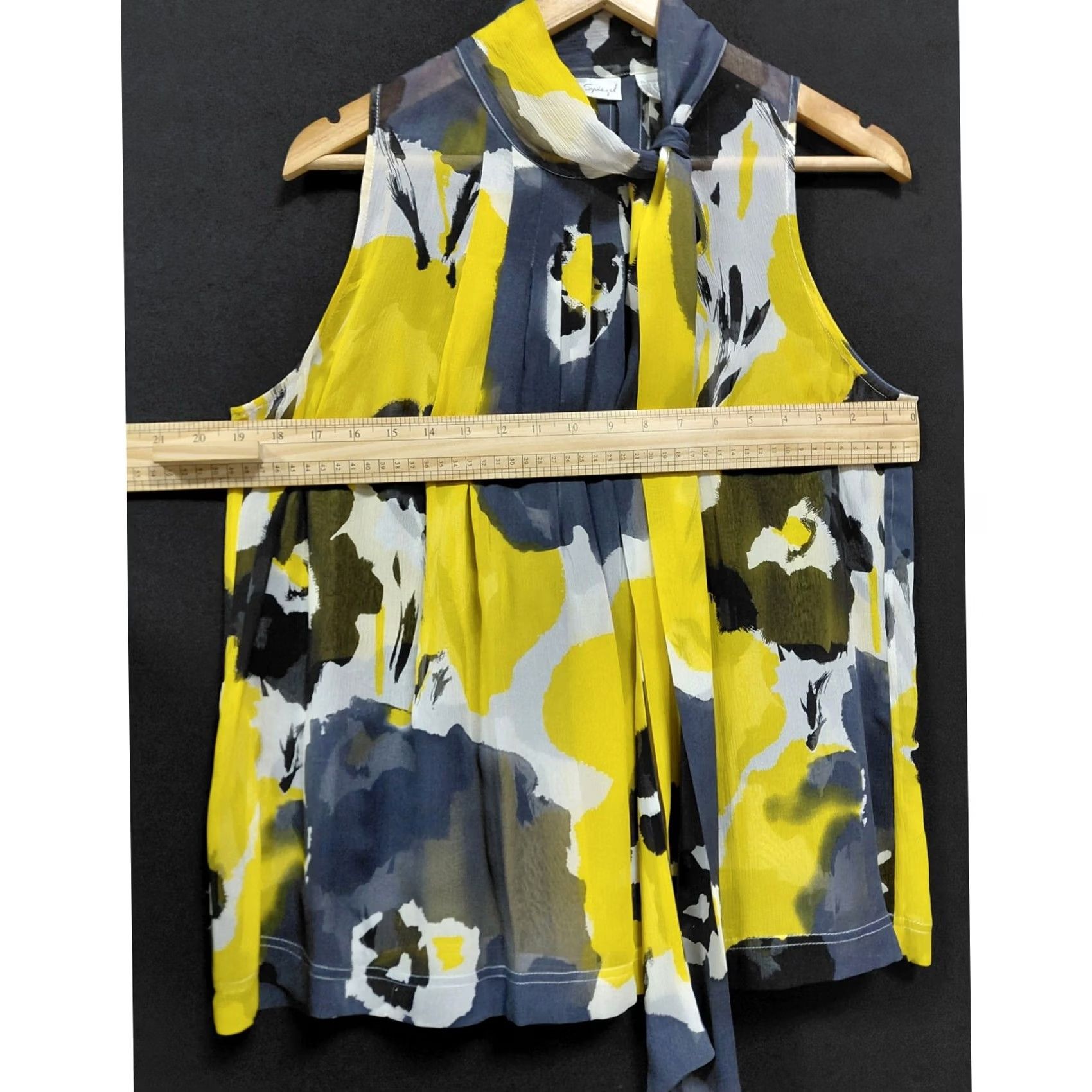 Escada Spiegel Silk Sleeveless Blouse Abstract Collared Women Size 12 Yellow Summer Casual Business Vintage No Sleeve Tie Pullover 100% Silk Blouse Size XL / US 12-14 / IT 48-50 - 5 Thumbnail