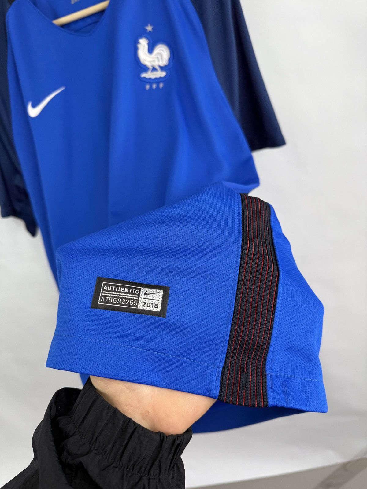 Nike 🇫🇷 Vintage 2016 Nike France Soccer Jersey Rare Retro Y2K Size US XL / EU 56 / 4 - 7 Thumbnail