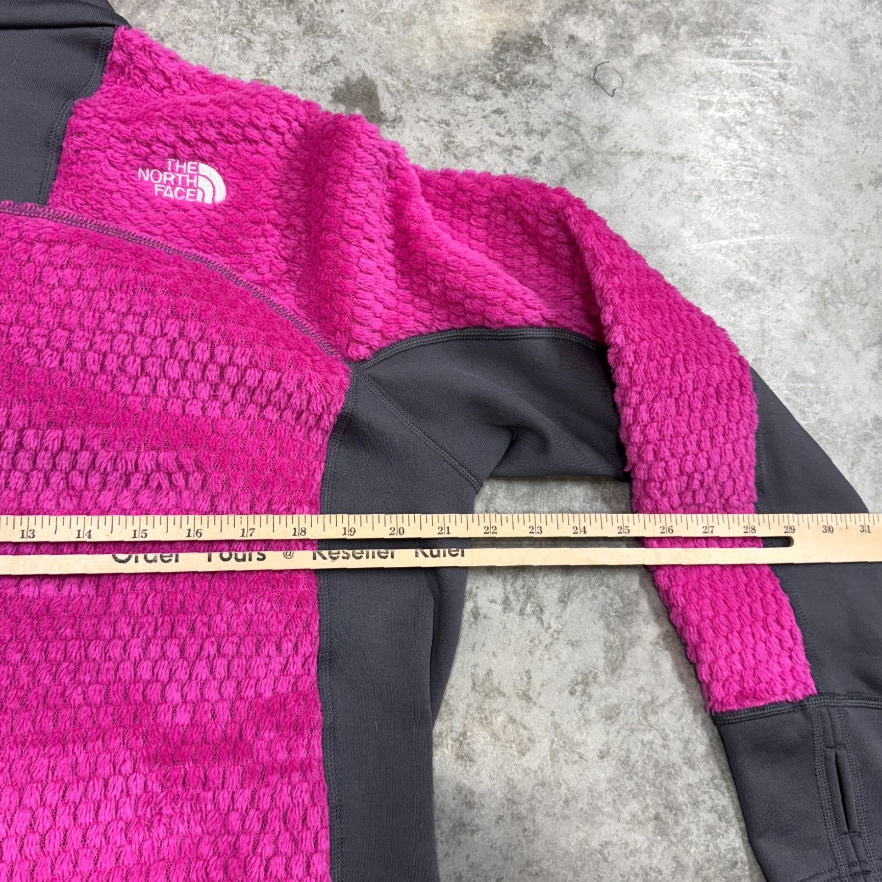 The North Face VINTAGE The North Face Jacket Womens XL Pink Fuzzy Fleece Softshell Full Zip Warm Hybrid Size XL / US 12-14 / IT 48-50 - 6 Thumbnail
