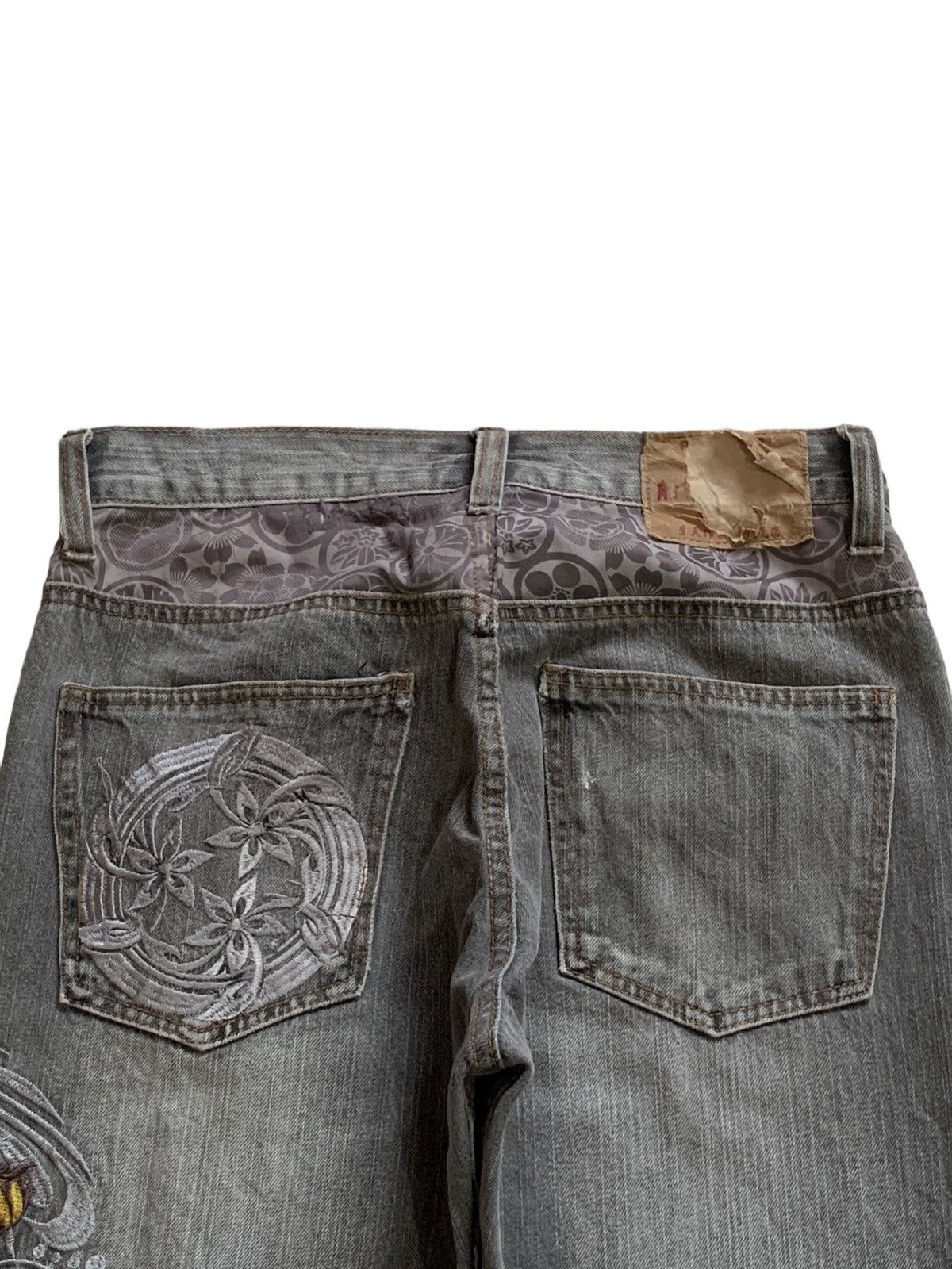 Japanese Brand Vintage Japanese Brand Golden Tiger Embroidered Baggy Jeans Size US 30 / EU 46 - 8 Thumbnail