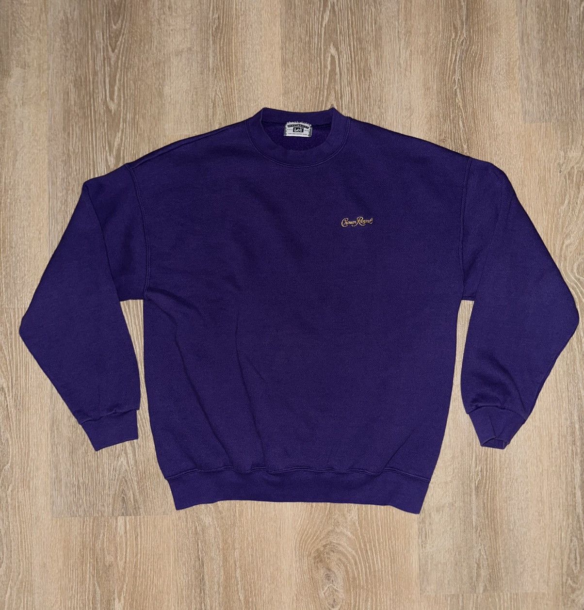 Lee × Vintage Vintage Crown Royal Liqour Sweatshirt Size US L / EU 52-54 / 3 - 1 Thumbnail