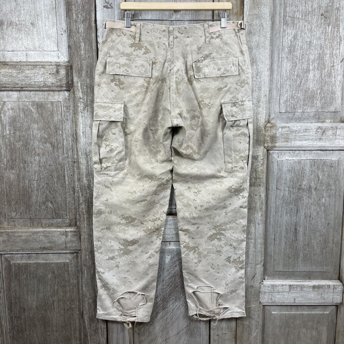 Vintage Vintage Camo Military Distressed Double Knee Cargo Pants Size US 35 - 2 Thumbnail