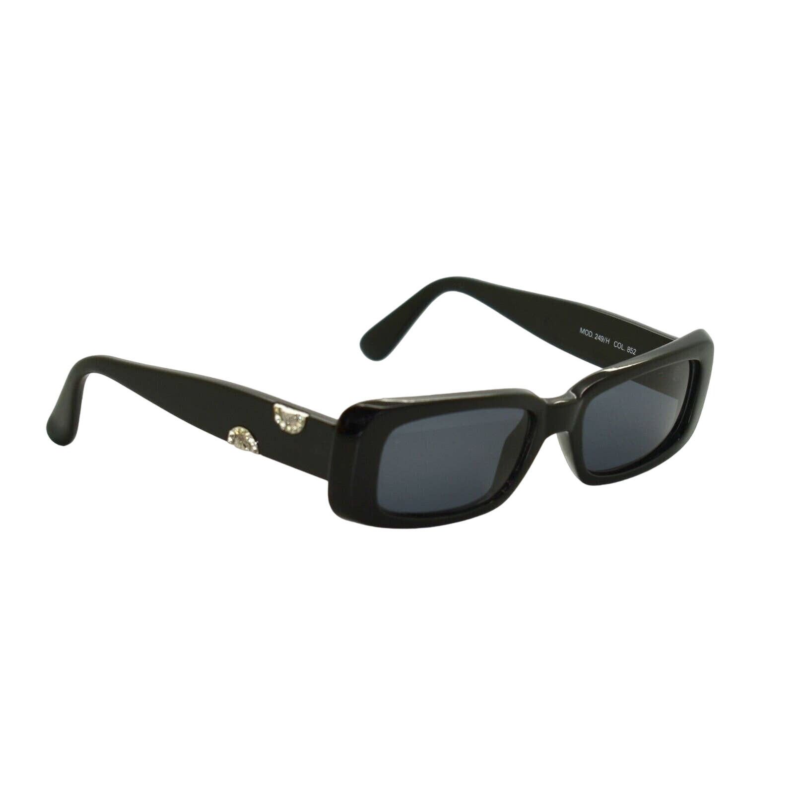 Versace GIANNI VERSACE Vintage Medusa Black 249/H Col 852 Sunglasses Size ONE SIZE - 1 Thumbnail