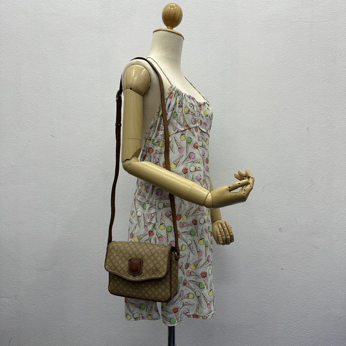 Celine AUTHENTIC CELINE MACADAM SHOULDER CROSSBODY BAG Size ONE SIZE - 20 Thumbnail