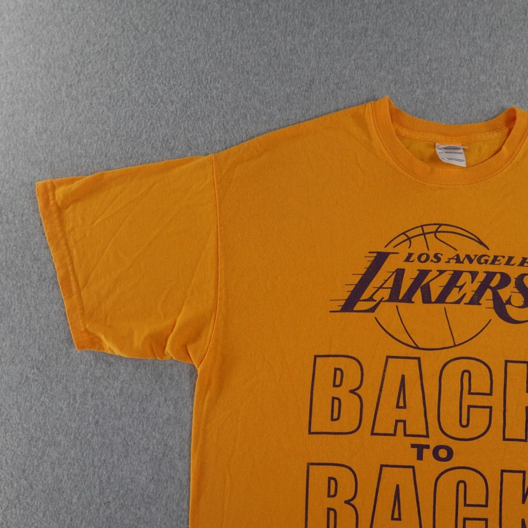 Gildan VINTAGE Nike Shirt Adult XL Back to Back Champions Los Angeles Lakers Yellow Cotton Crew Neck Short Sleeve Gildan Size US XL / EU 56 / 4 - 5 Thumbnail