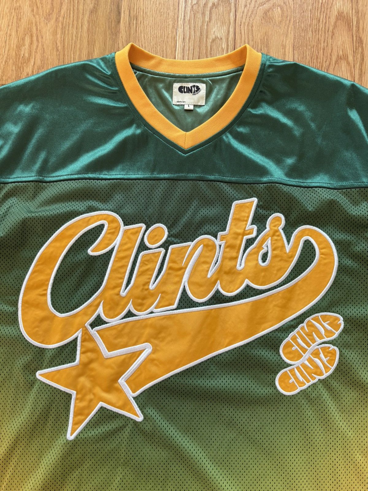 Clints Clints Step Correct Y2K Shiny Gradient Football Jersey L Size US L / EU 52-54 / 3 - 4 Thumbnail