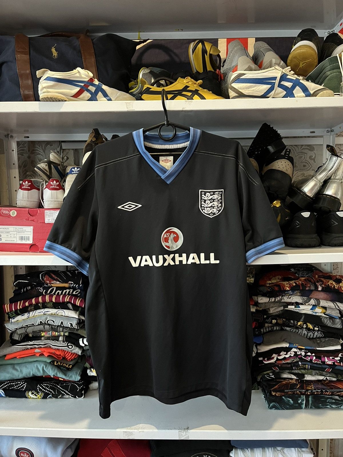 Umbro Vintage ENGLAND 2012 Umbro Vauxhall training shirt Size US XL / EU 56 / 4 - 1 Thumbnail