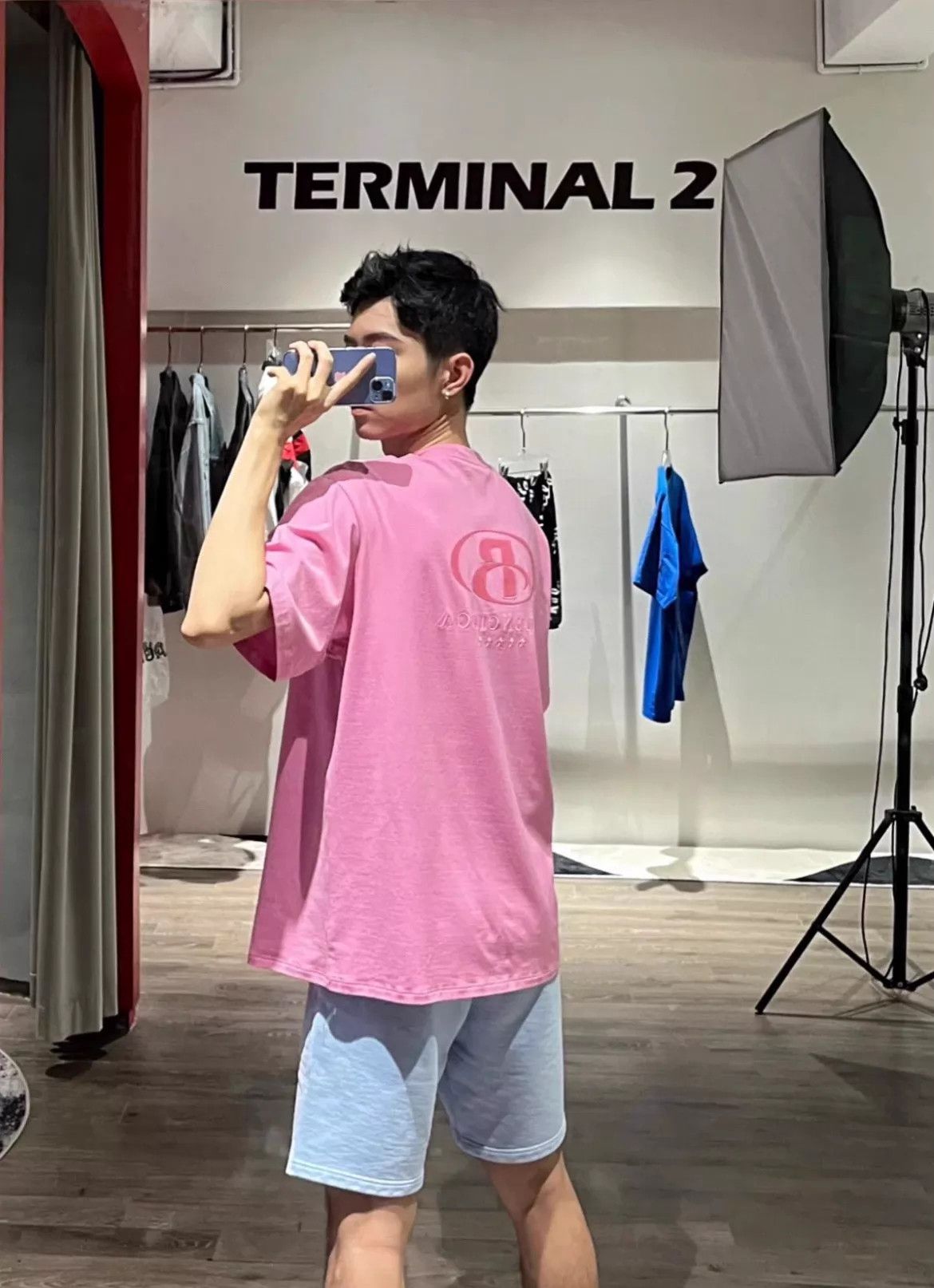Balenciaga Balenciaga Embroidered Logo Pink Short Tee Size 2 Size US M / EU 48-50 / 2 - 7 Thumbnail
