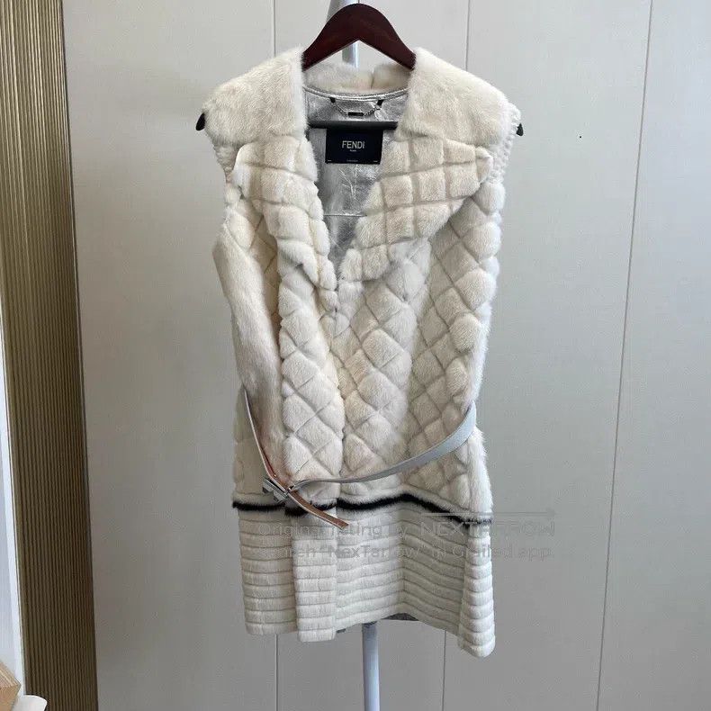 Fendi Fendi White Mink Fur Vest Size S / US 4 / IT 40 - 1 Thumbnail