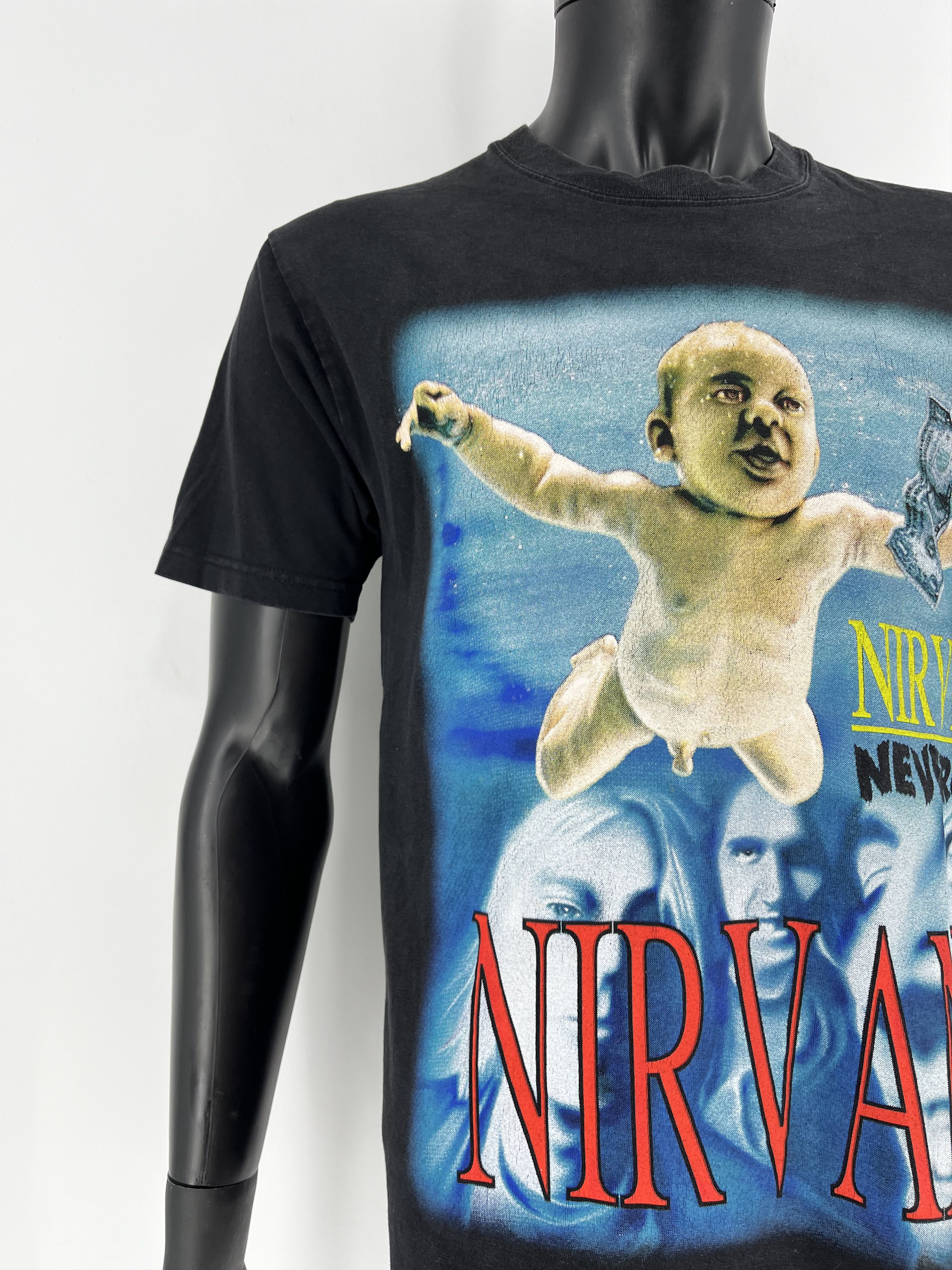 Band Tees Vintage Nirvana NEVERMIND Bootleg Band Shirt Size US M / EU 48-50 / 2 - 6 Thumbnail