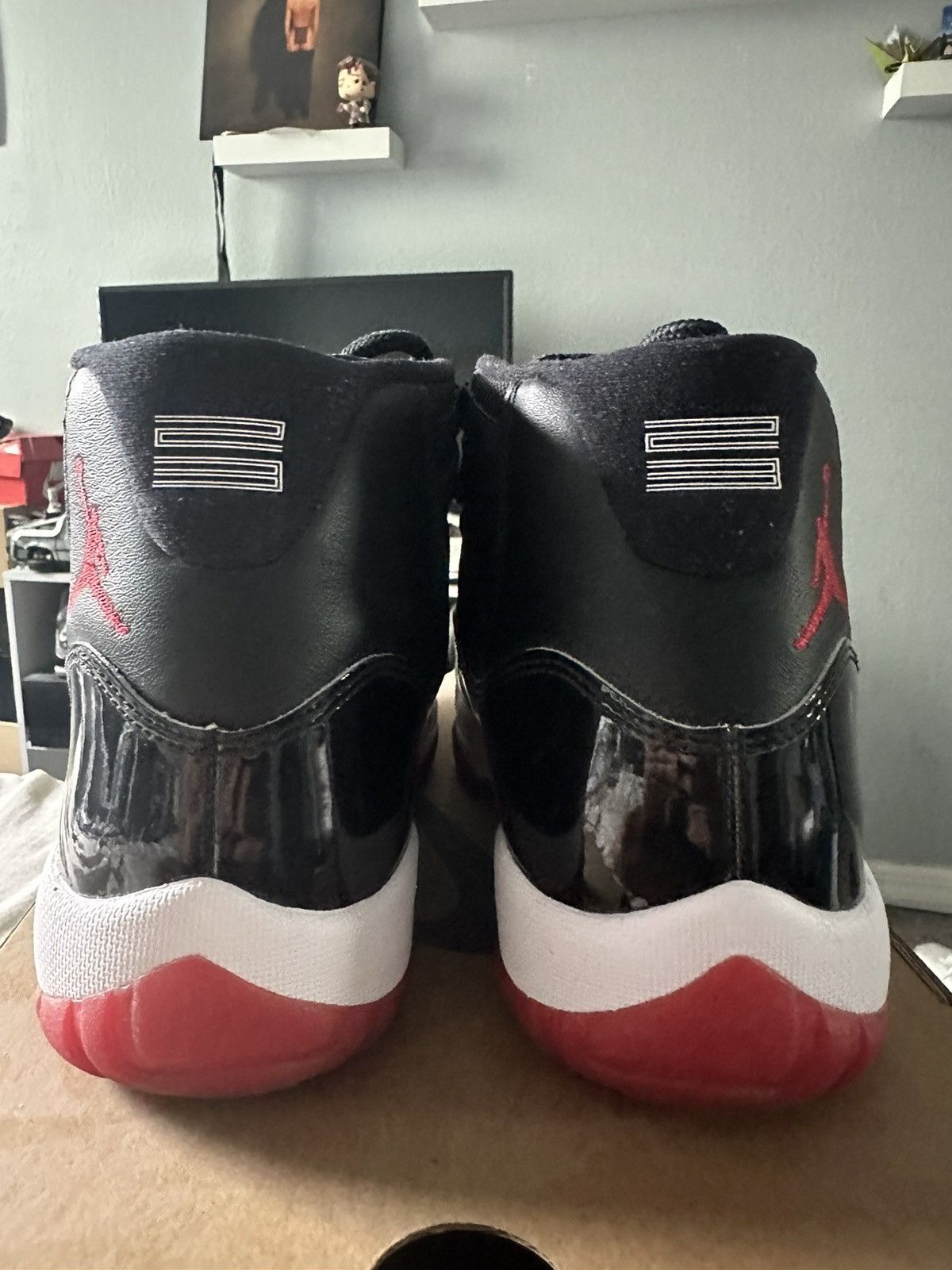 Jordan Brand Jordan 11 Retro Bred 2019 Size US 10 / EU 43 - 2 Thumbnail