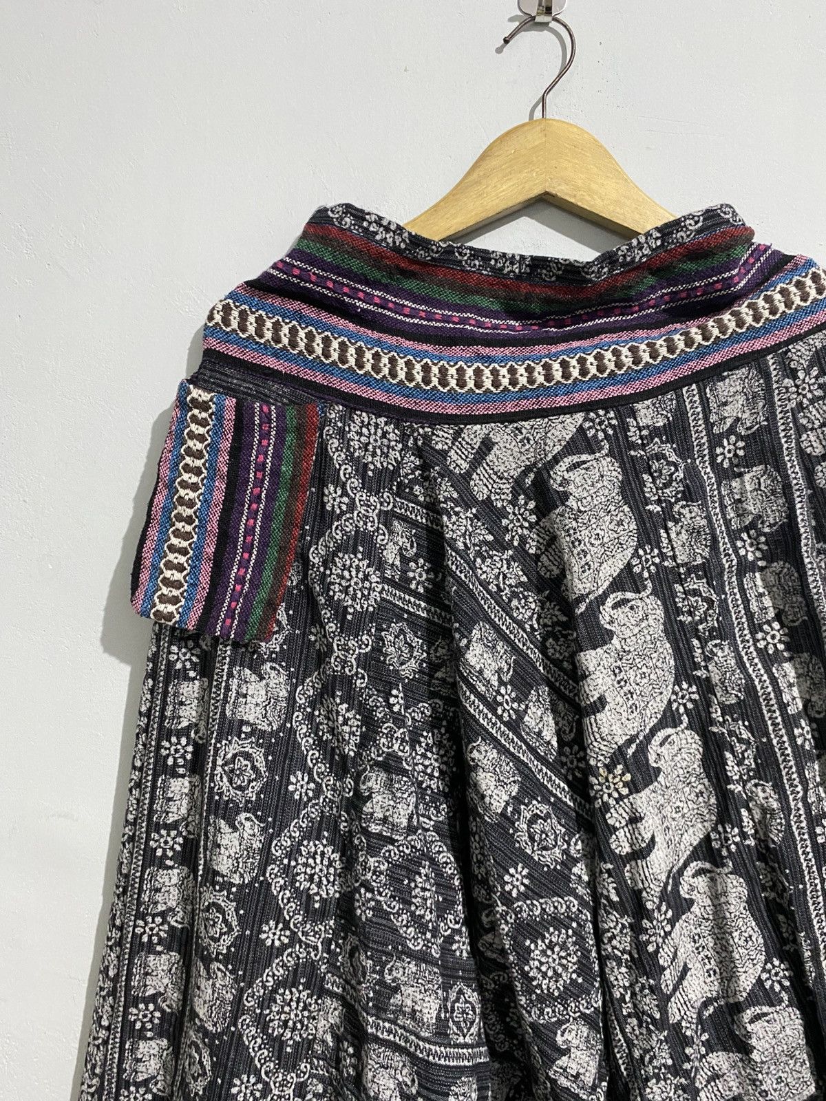 Japanese Brand Vintage japanese harem thailand traditional pants Size US 31 - 6 Thumbnail