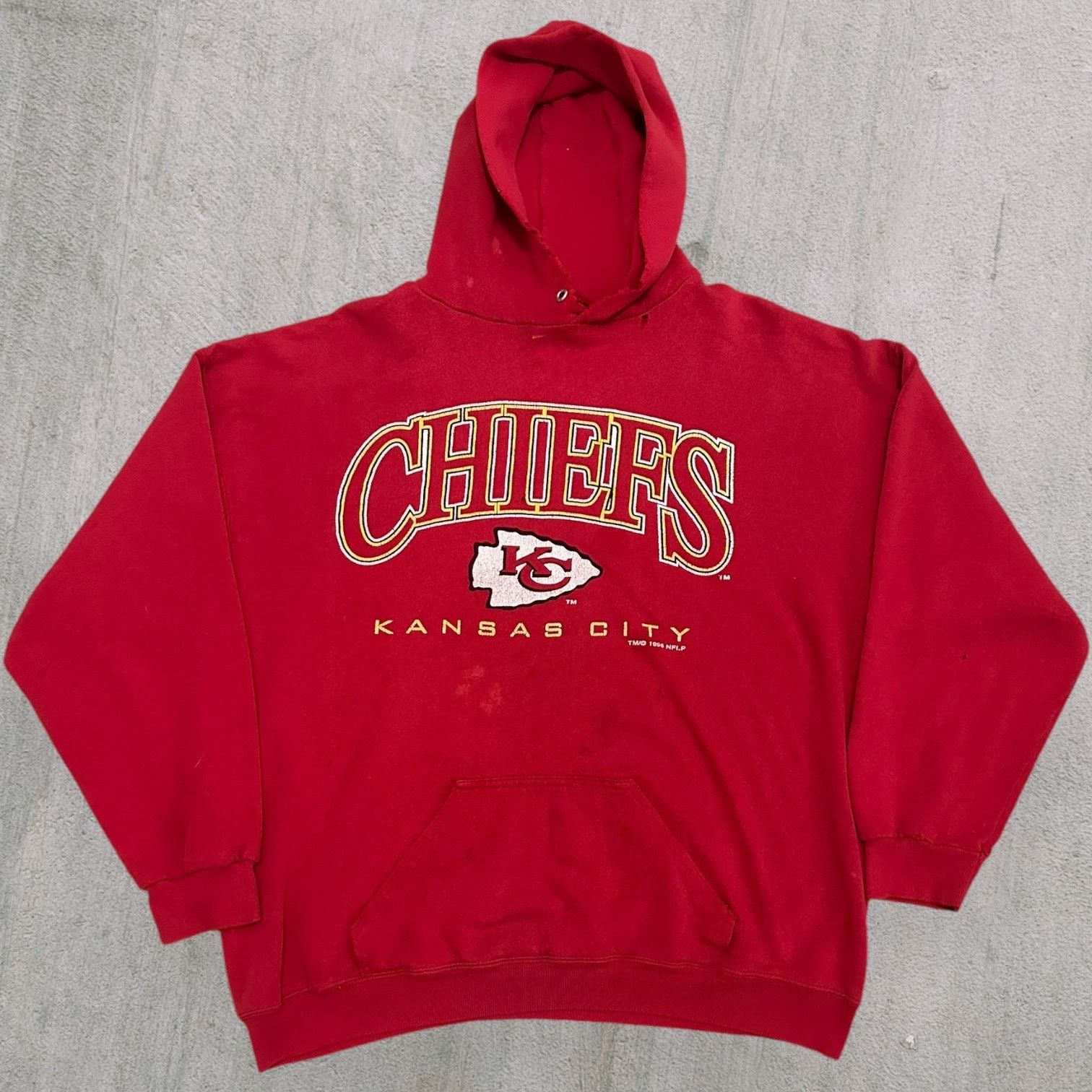 Tultex Kansas City chiefs 1996 beat up sweatshirt red Size US XL / EU 56 / 4 - 1 Thumbnail
