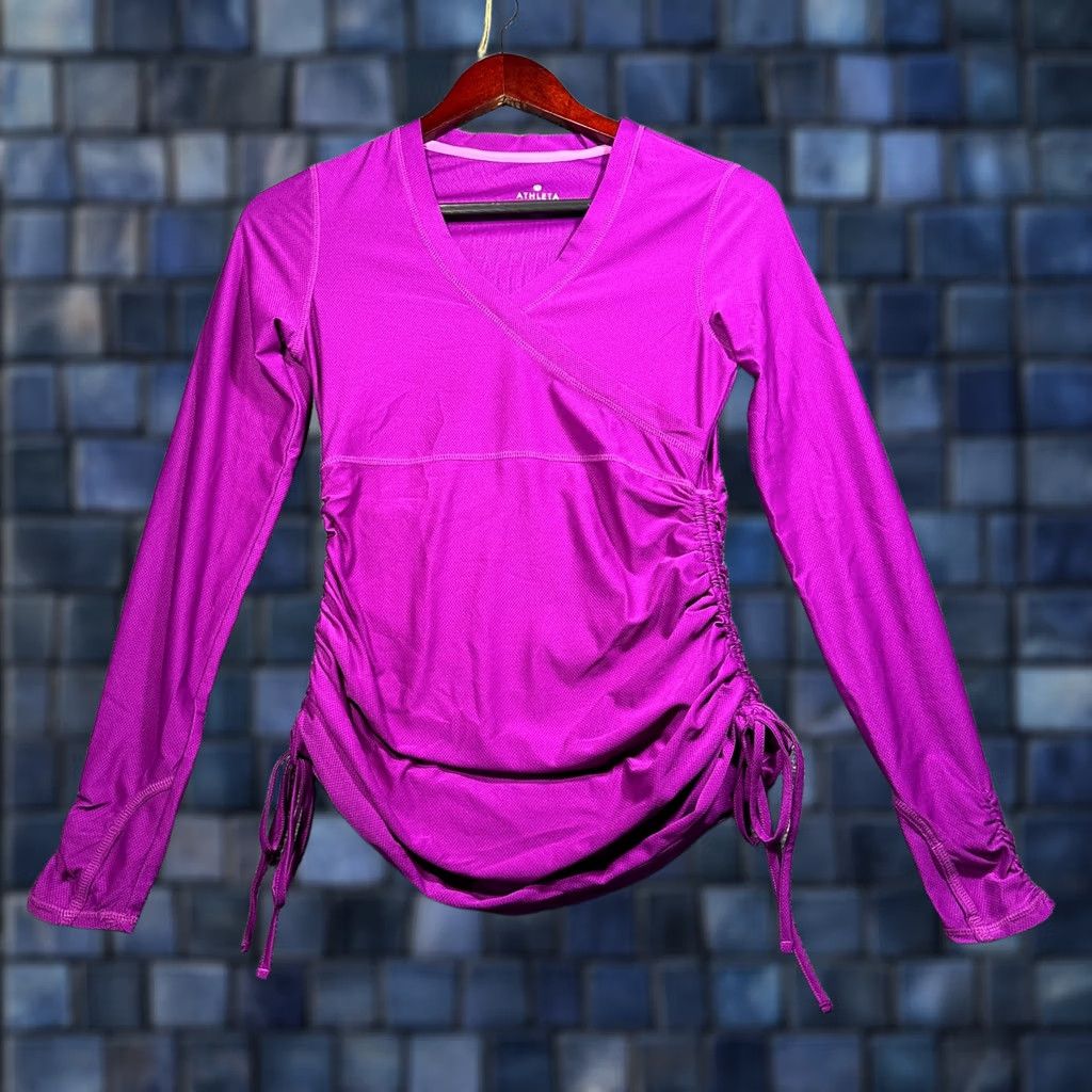 Athleta Athleta Wick It Adjustable Coverup Shirt Top Womens XXS Purple V Neck Stretch Shirt Pullover Activewear Long Sleeve Size XXS / US 00 / IT 34 - 1 Thumbnail