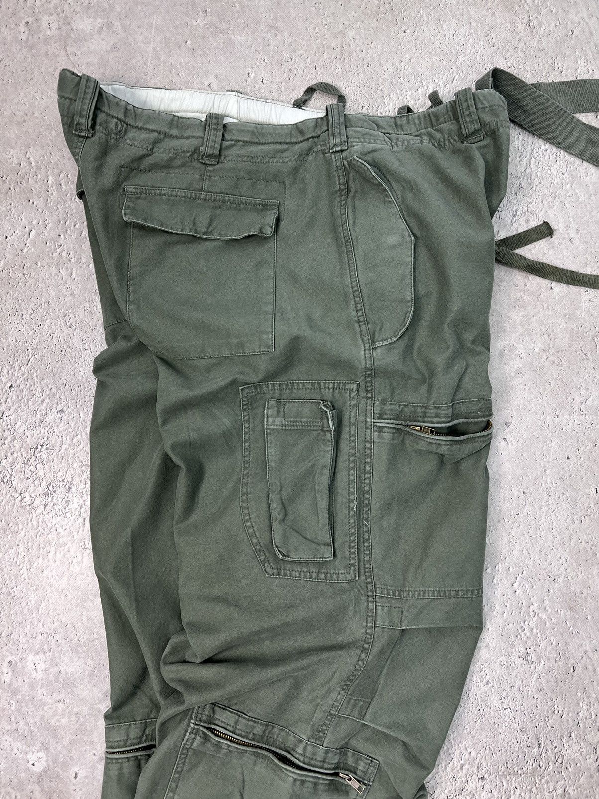 Carhartt × Vintage Vintage y2k Carhartt Baggy olive Cargo Pants Size US 34 / EU 50 - 9 Thumbnail