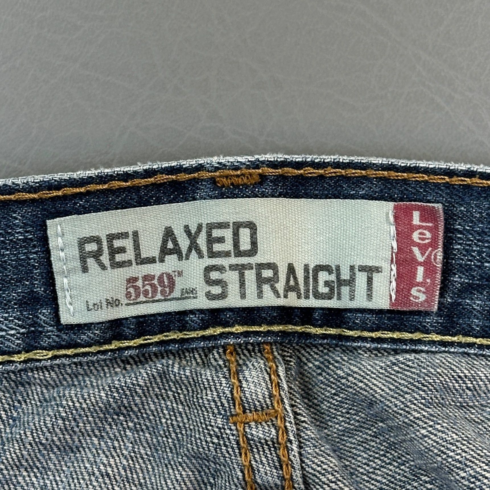 Levi's VINTAGE Levi's 559 Jeans Mens 34x32 Blue Denim Relaxed Straight Grunge Y2K Jeans Mens Size US 34 / EU 50 - 7 Thumbnail