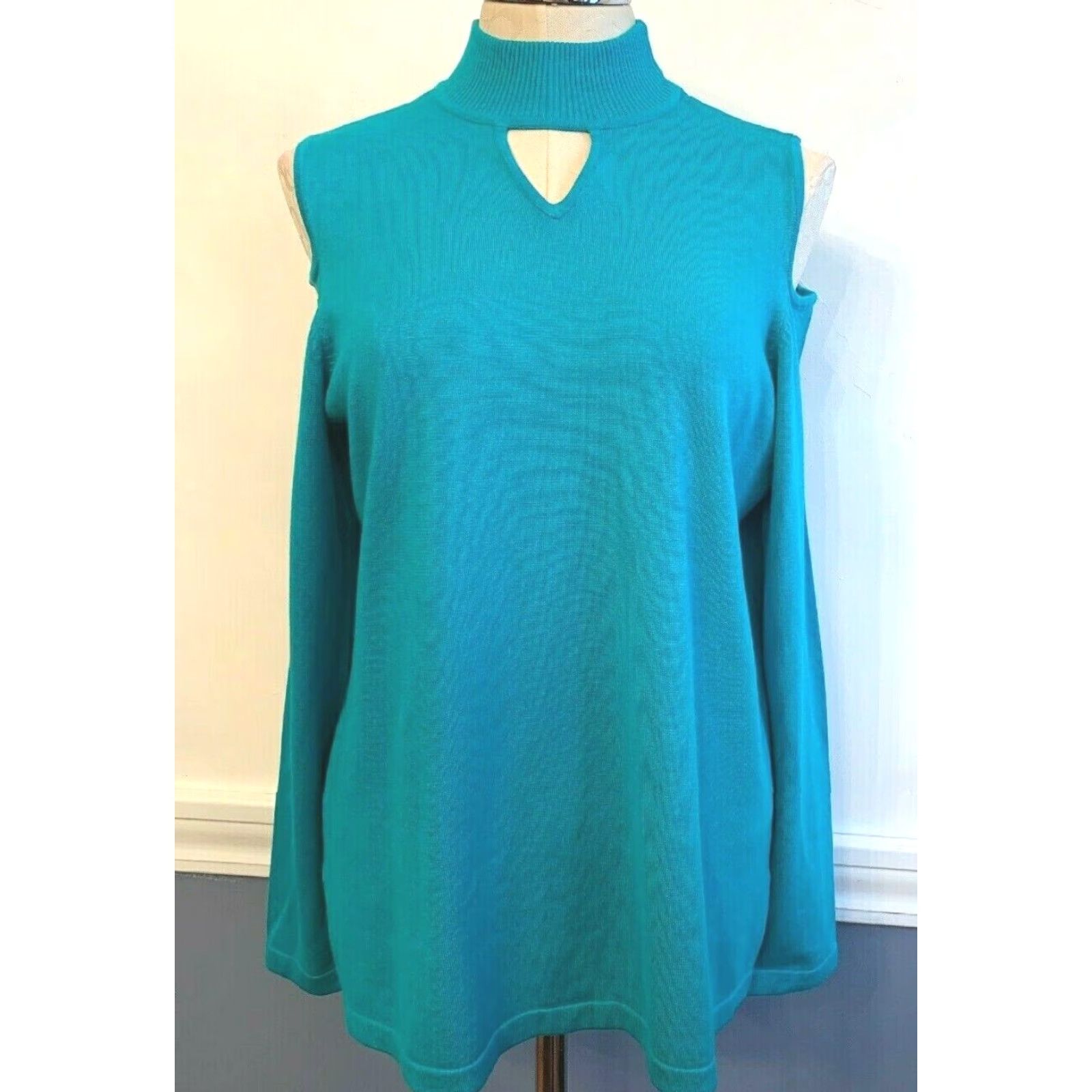 Vintage Susan Graver Women's Teal Cold Shoulder Sweater Mock Turtleneck Keyhole Medium N Size M / US 6-8 / IT 42-44 - 2 Thumbnail