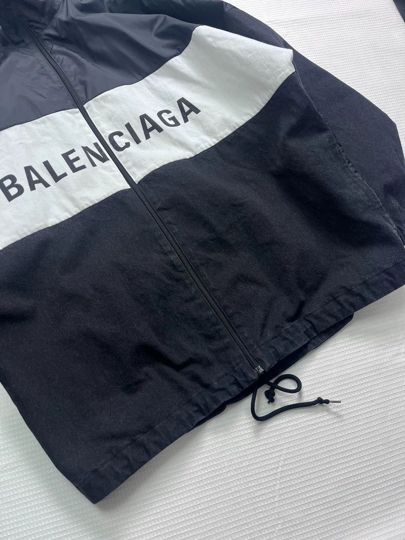 Balenciaga Balenciaga size 36 Black and white denim jacket Size US XS / EU 42 / 0 - 5 Thumbnail