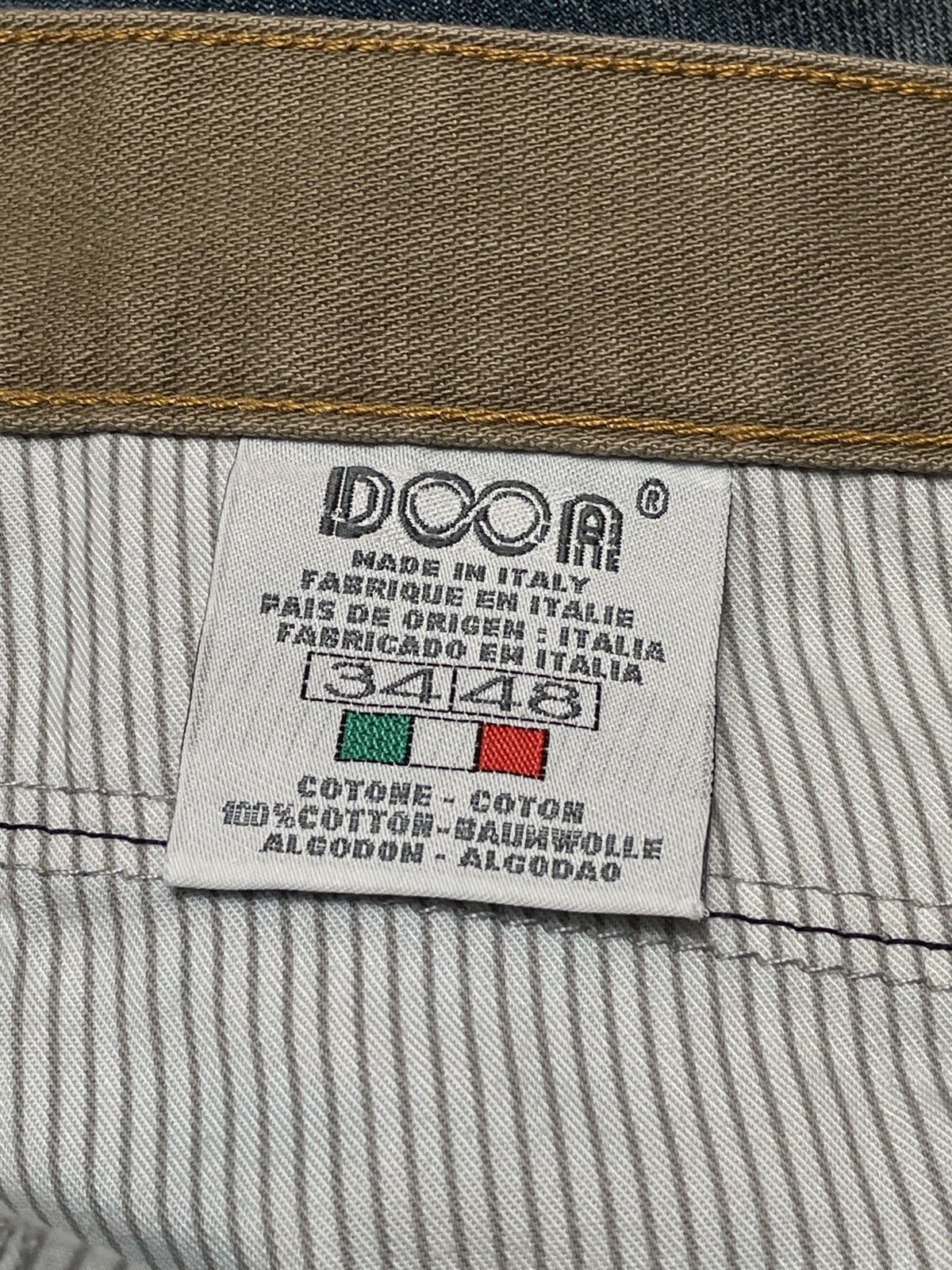 Vintage Vintage Brand Dooa Jeans 2000s Size US 35 - 12 Thumbnail