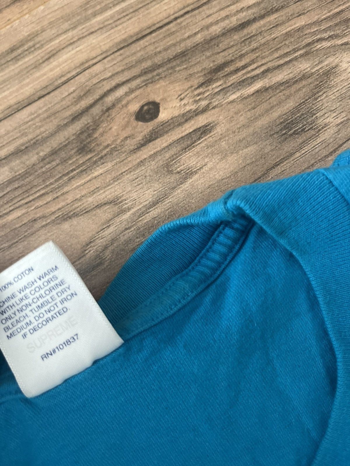 Supreme Supreme Futura Logo Tee Size US L / EU 52-54 / 3 - 9 Thumbnail