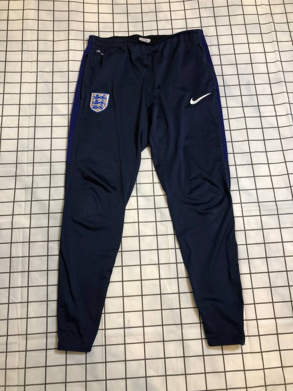 Nike Nike Sportswear England Strike Track Pants Men Size US 32 / EU 48 - 1 Thumbnail