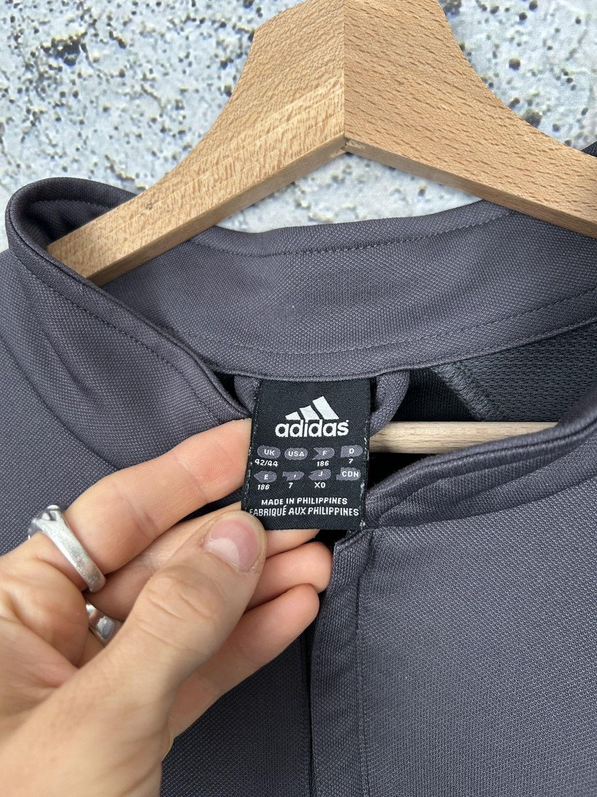 Adidas Vintage Adidas Sportswear Sweatshirt Football Jersey Retro Size US L / EU 52-54 / 3 - 6 Thumbnail