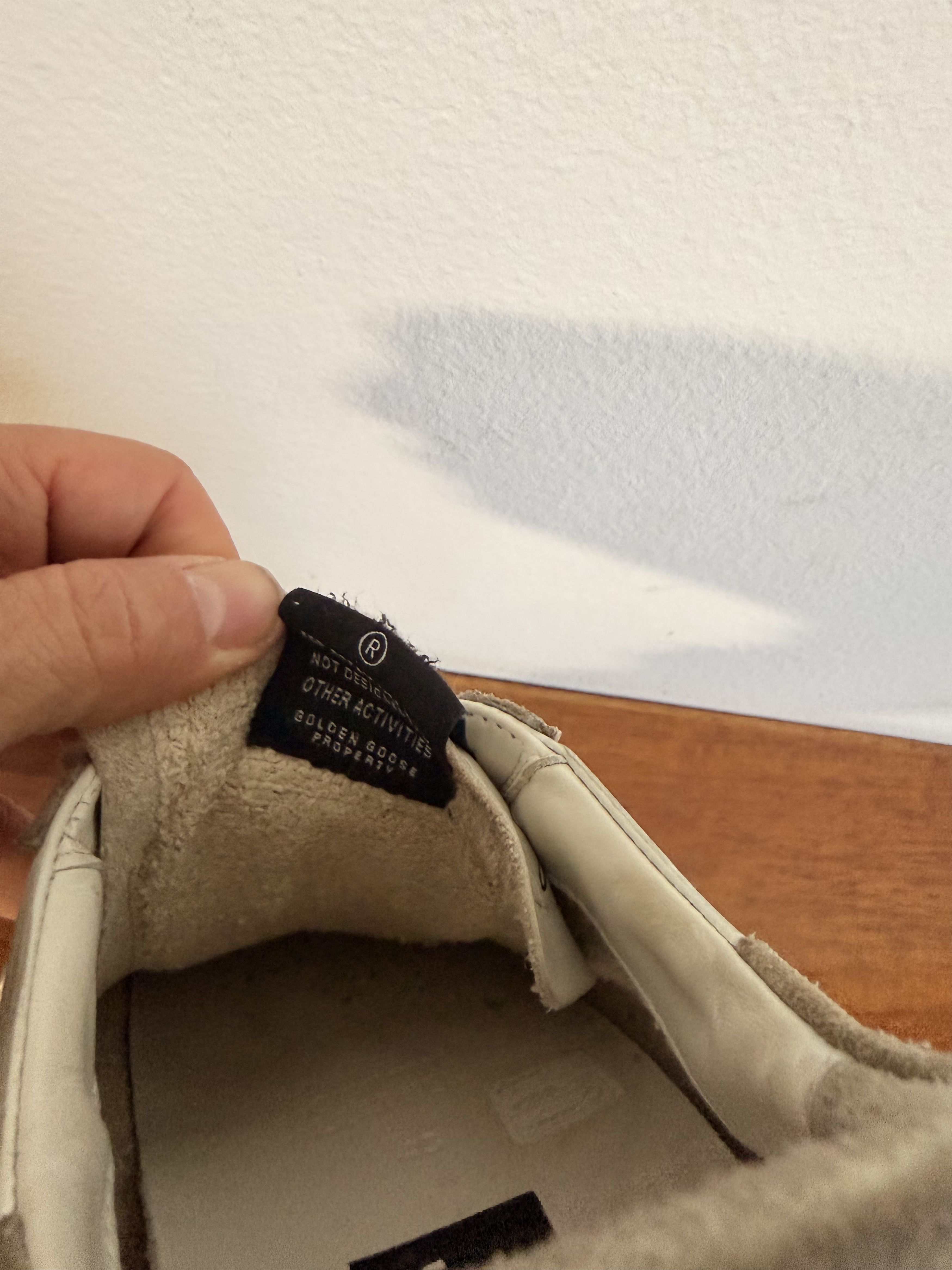 Golden Goose GOLDEN GOOSE SUPER STAR MIAMI JOURNEY Limited Edition Size US 10 / EU 43 - 22 Thumbnail