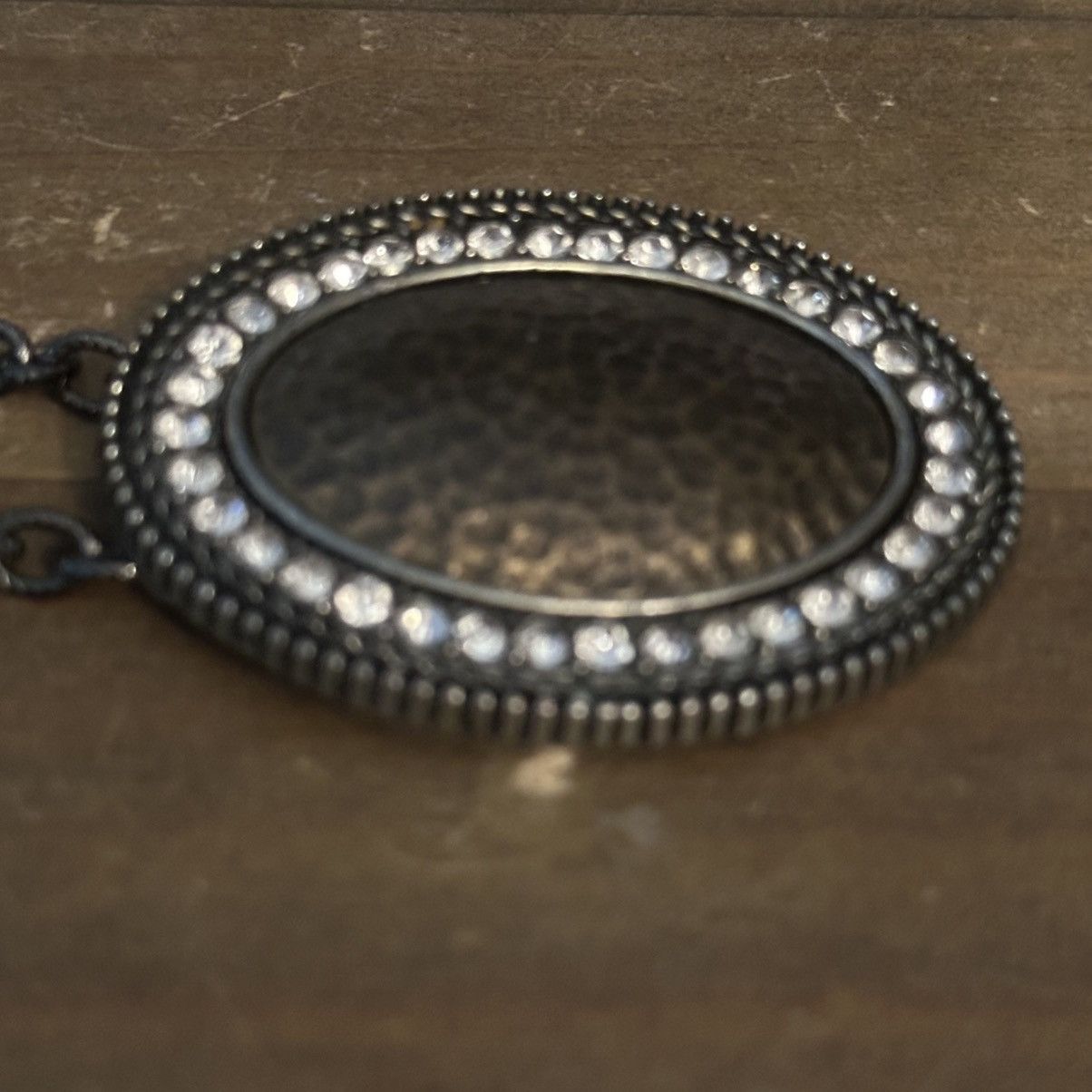 Other Gunmetal oval hammered rhinestone accent pendant necklace Size ONE SIZE - 4 Thumbnail