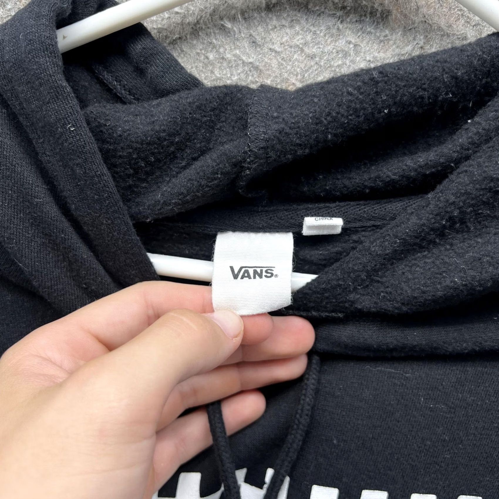 Vans Vans Hoodie Womens XL Black Off The Wall Cropped Fleece Pullover Sweatshirt Size XL / US 12-14 / IT 48-50 - 7 Thumbnail