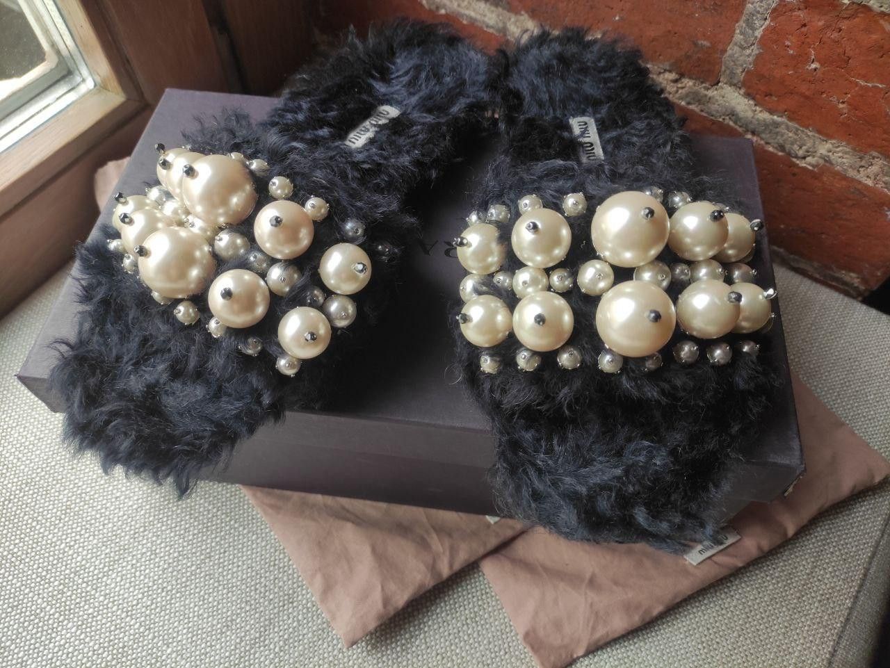 Miu Miu MIU MIU fur flip-flops with pearls Size US 10 / IT 40 - 7 Thumbnail