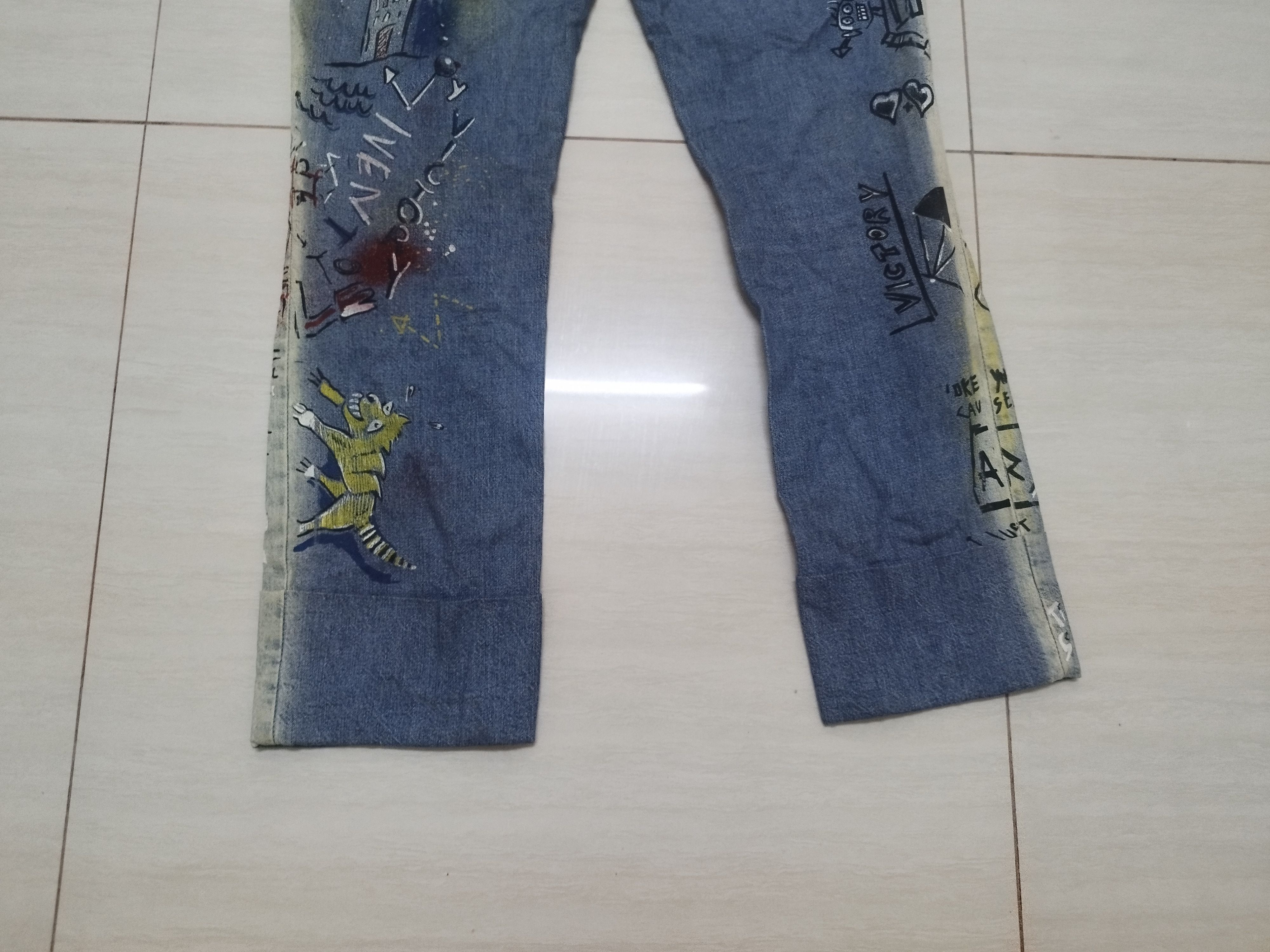 Dolce & Gabbana Dolce & Gabbana 2000s Graffiti Jean-Micheal Basquiat Jeans Size 28" / US 6 / IT 42 - 6 Thumbnail