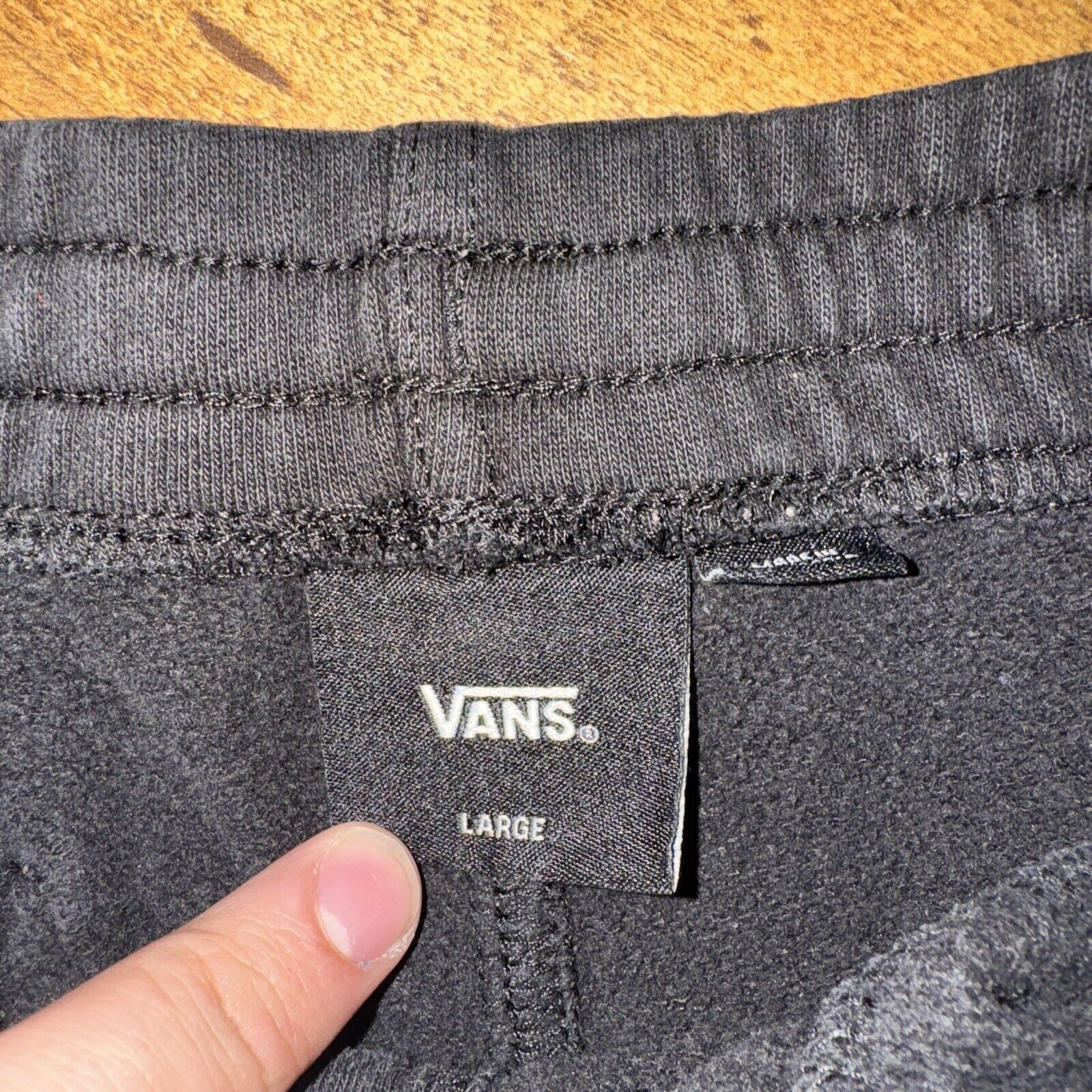 Vans Vans Youth Large Black Flame Spell out Sweatpants 28x28 Size US 28 / EU 44 - 6 Thumbnail