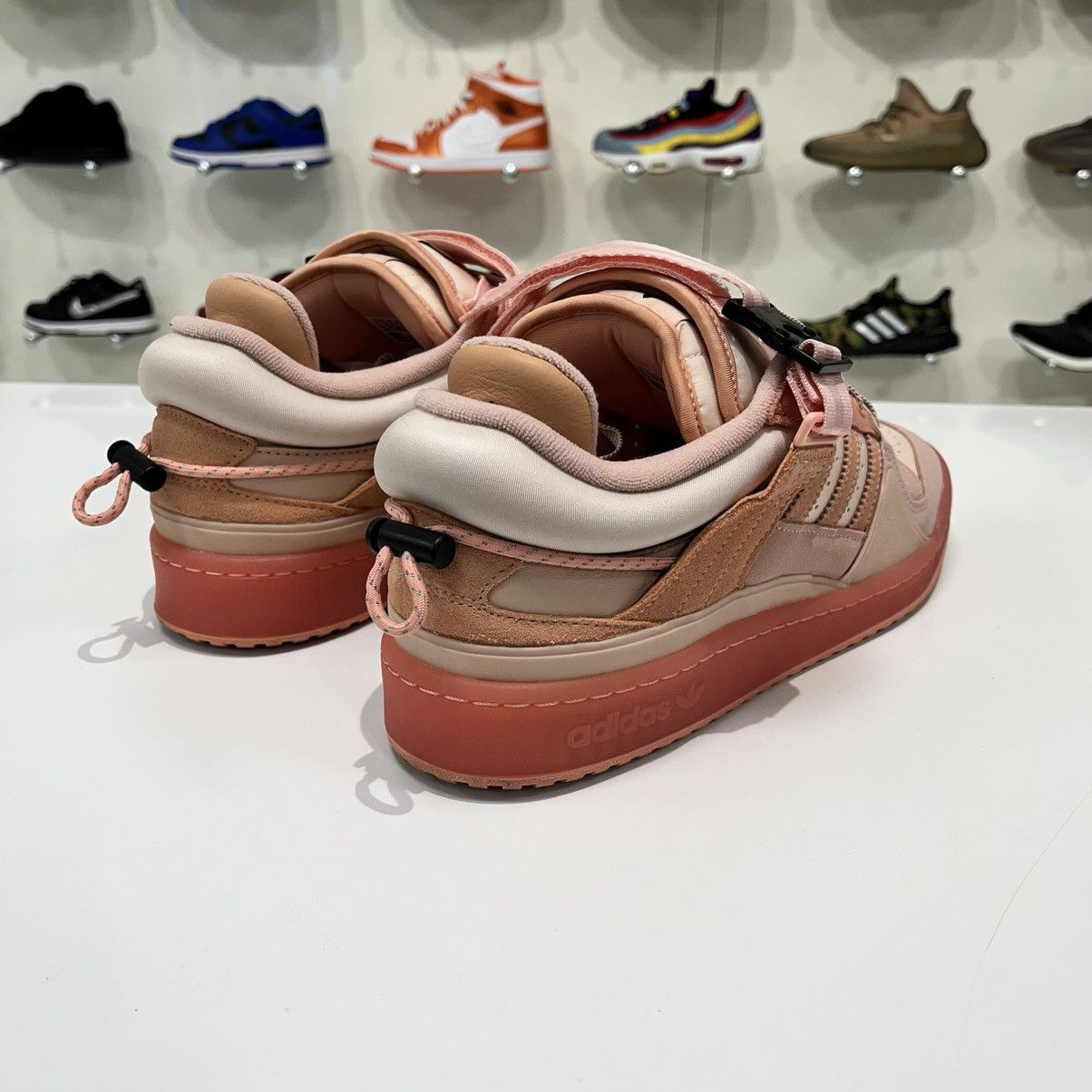 Adidas Adidas Forum Low Bad Bunny Pink Easter Egg Size US 10.5 / EU 43-44 - 6 Thumbnail