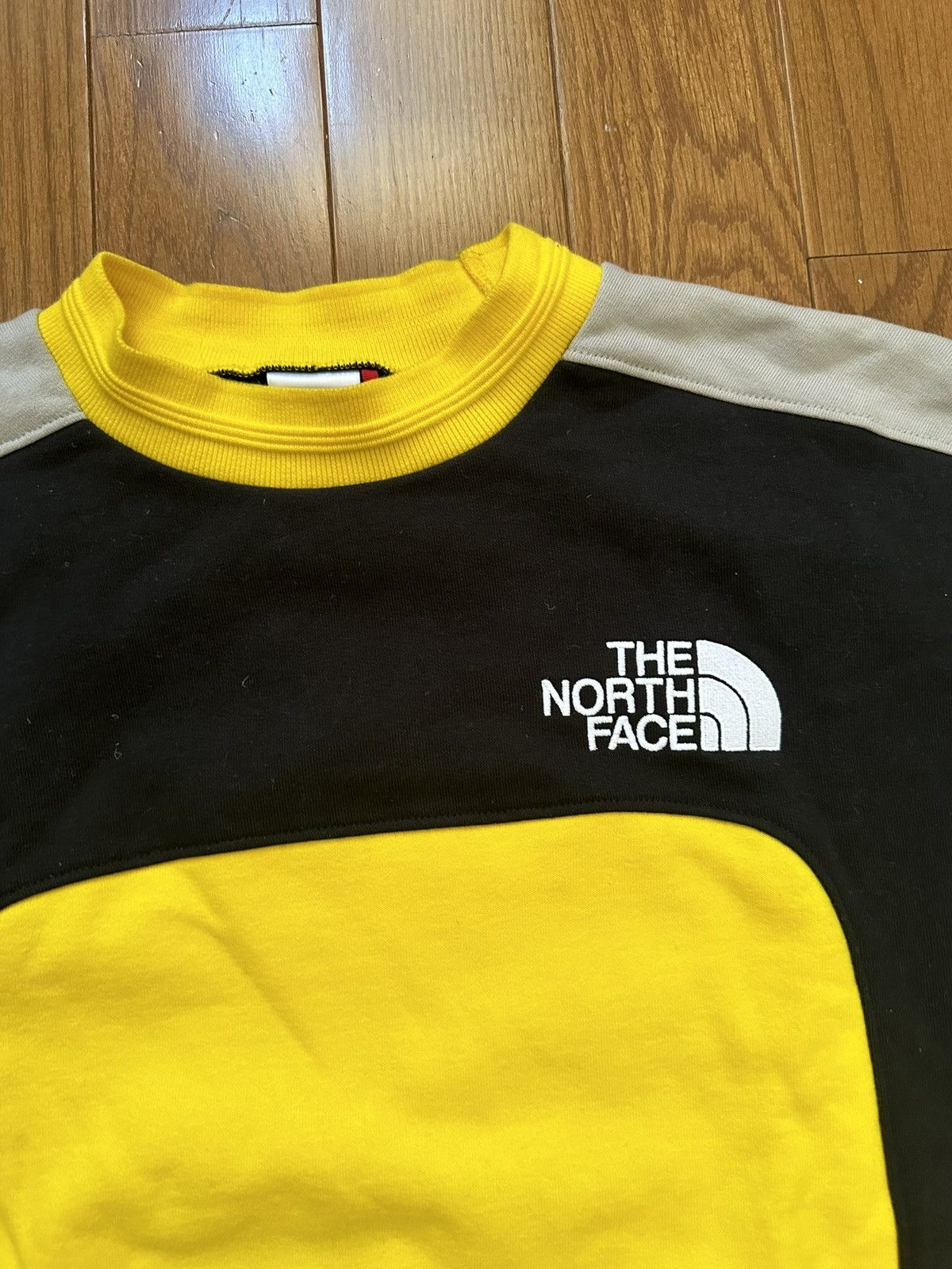 The North Face The North Face x Shantell Martin Crewneck Size US M / EU 48-50 / 2 - 4 Thumbnail