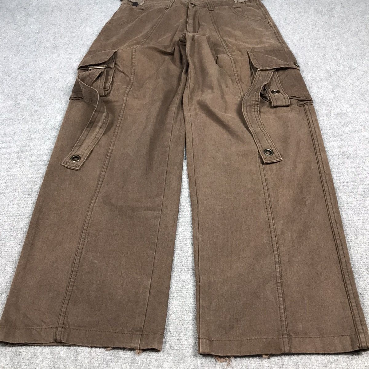 Japanese Brand JAPANESE BRAND DESIGN STYLE BAGGY TACTICAL PANTS Size US 28 / EU 44 - 4 Thumbnail