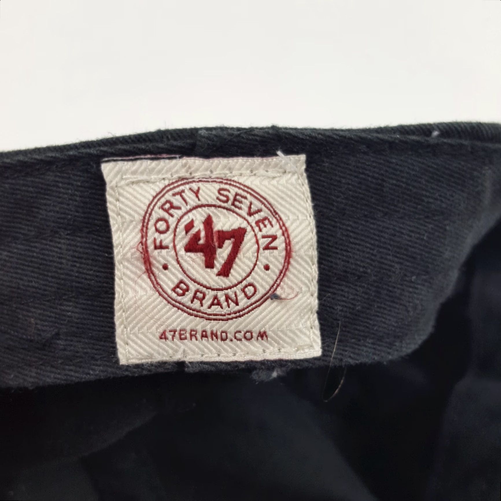 NHL VINTAGE ’47 Detroit Red Wings NHL Baseball Cap Hat Fitted Size M Black Twill Retro 90s Mens Size ONE SIZE - 8 Thumbnail