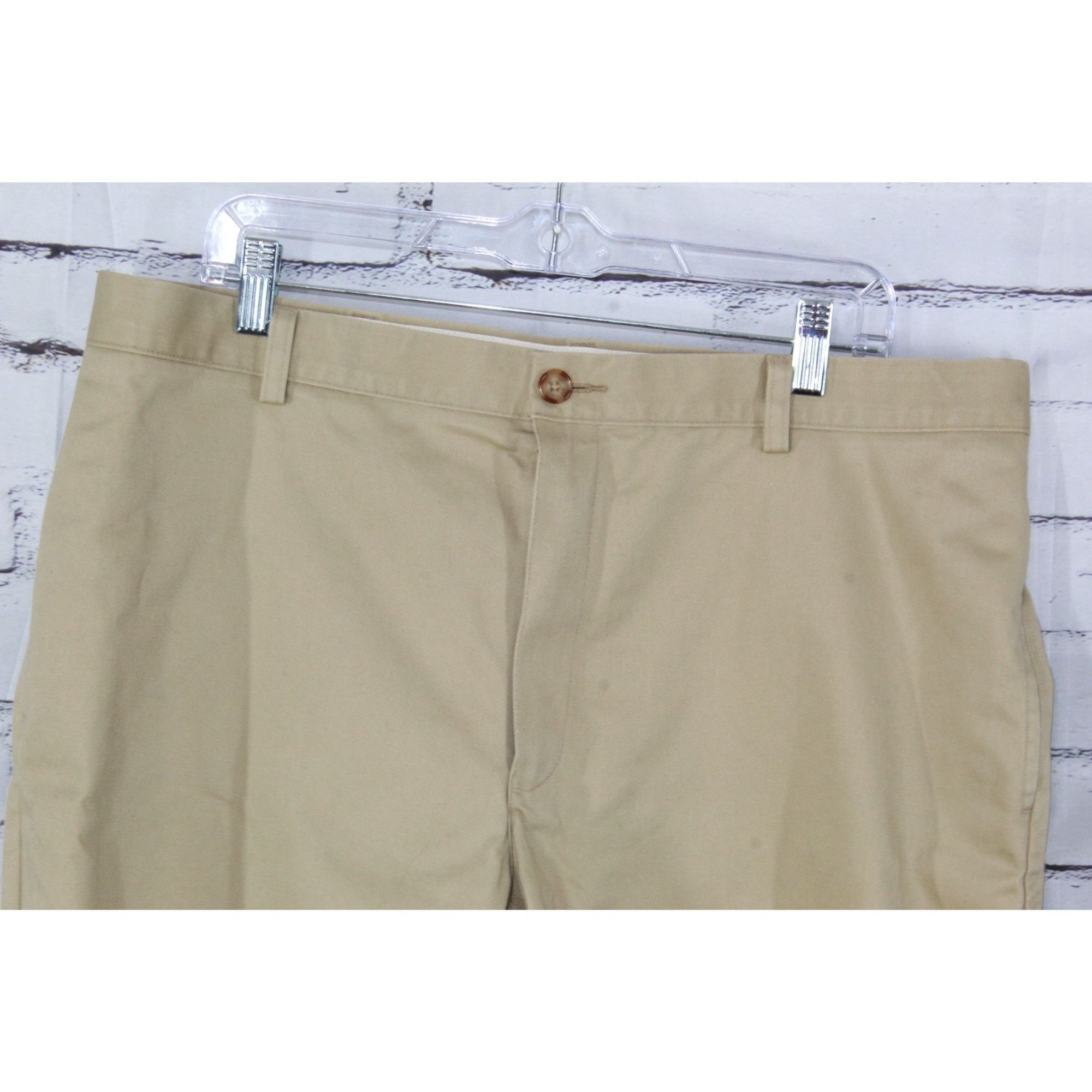 L.L. Bean LL Bean Men Wrinkle Free Chino Shorts Classic Fit 8" Casual Size US 38 / EU 54 - 3 Thumbnail