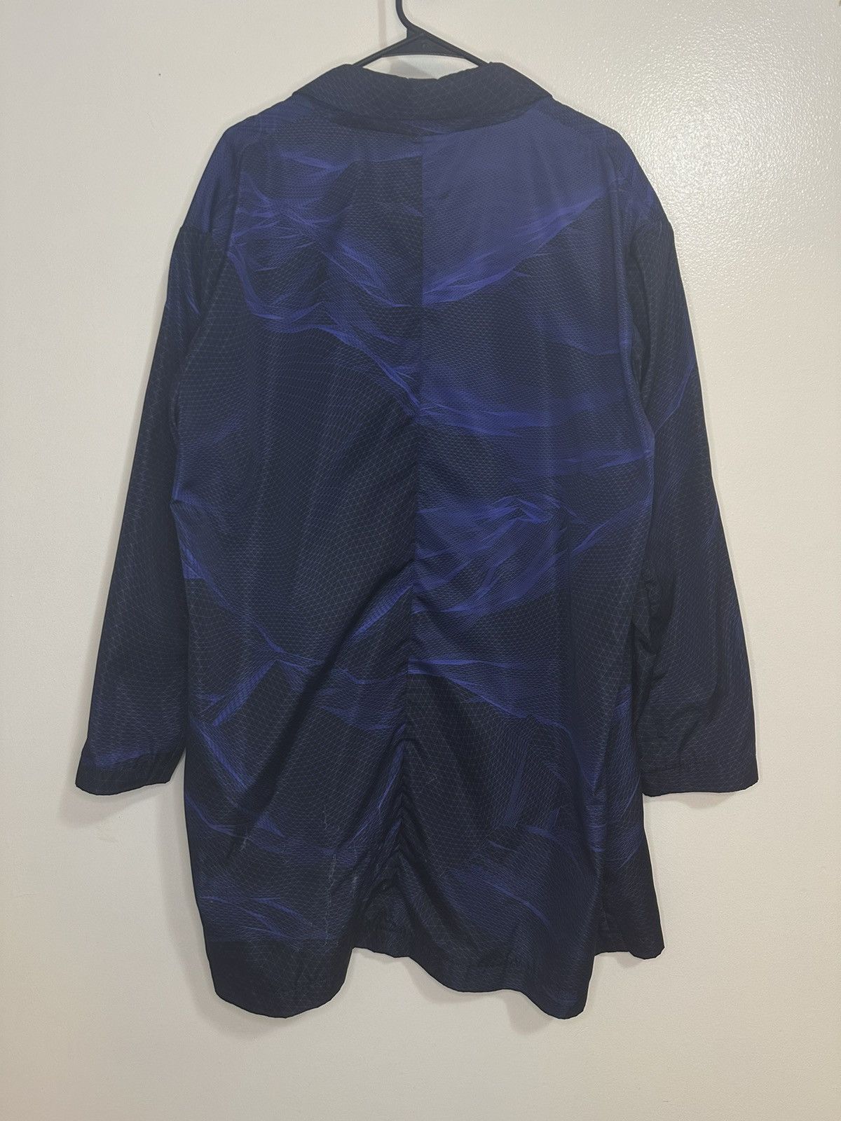 Christopher Kane Christopher Kane Cyber Print Coat Size XL / US 12-14 / IT 48-50 - 6 Thumbnail