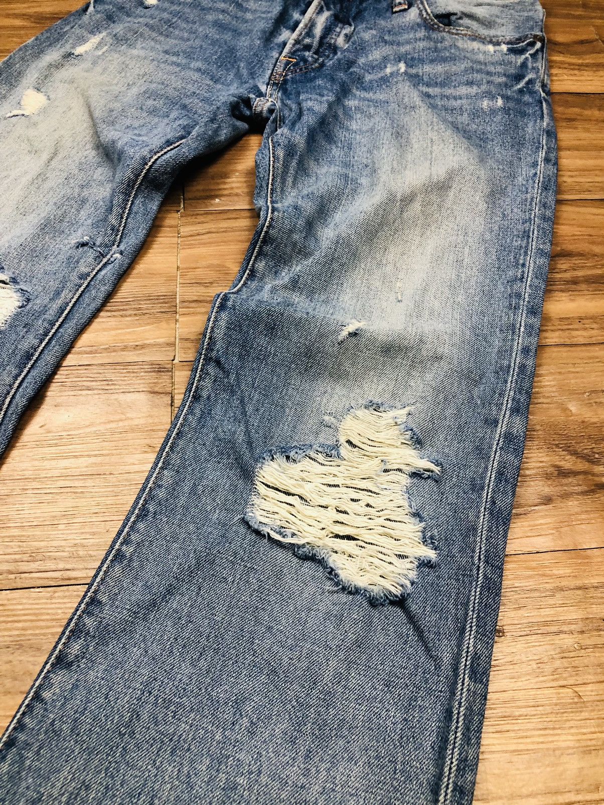 Abercrombie & Fitch Abercrombie & Fitch Distressed Jeans (33) Size US 34 / EU 50 - 11 Thumbnail