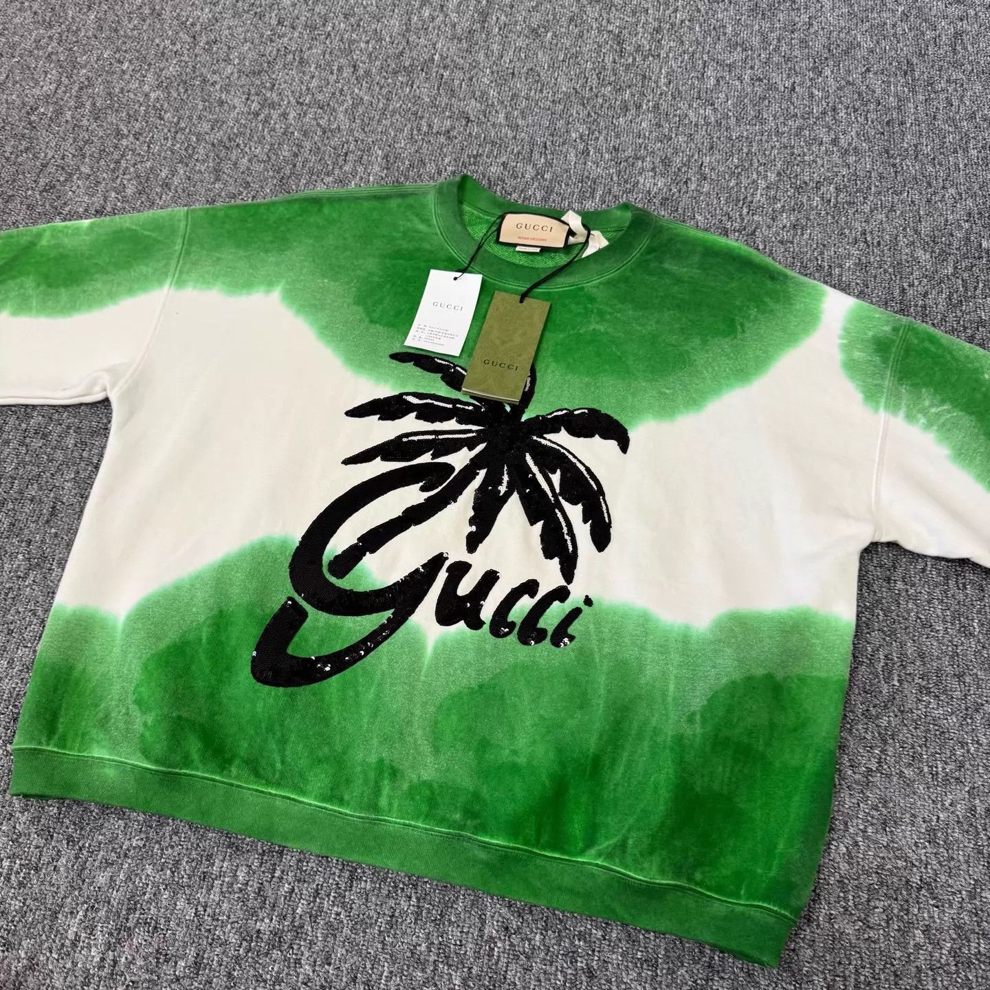 Gucci Gucci Tie-Dye Gradient Palm Tree Sequin Oversized SS Top S Size S / US 4 / IT 40 - 3 Thumbnail