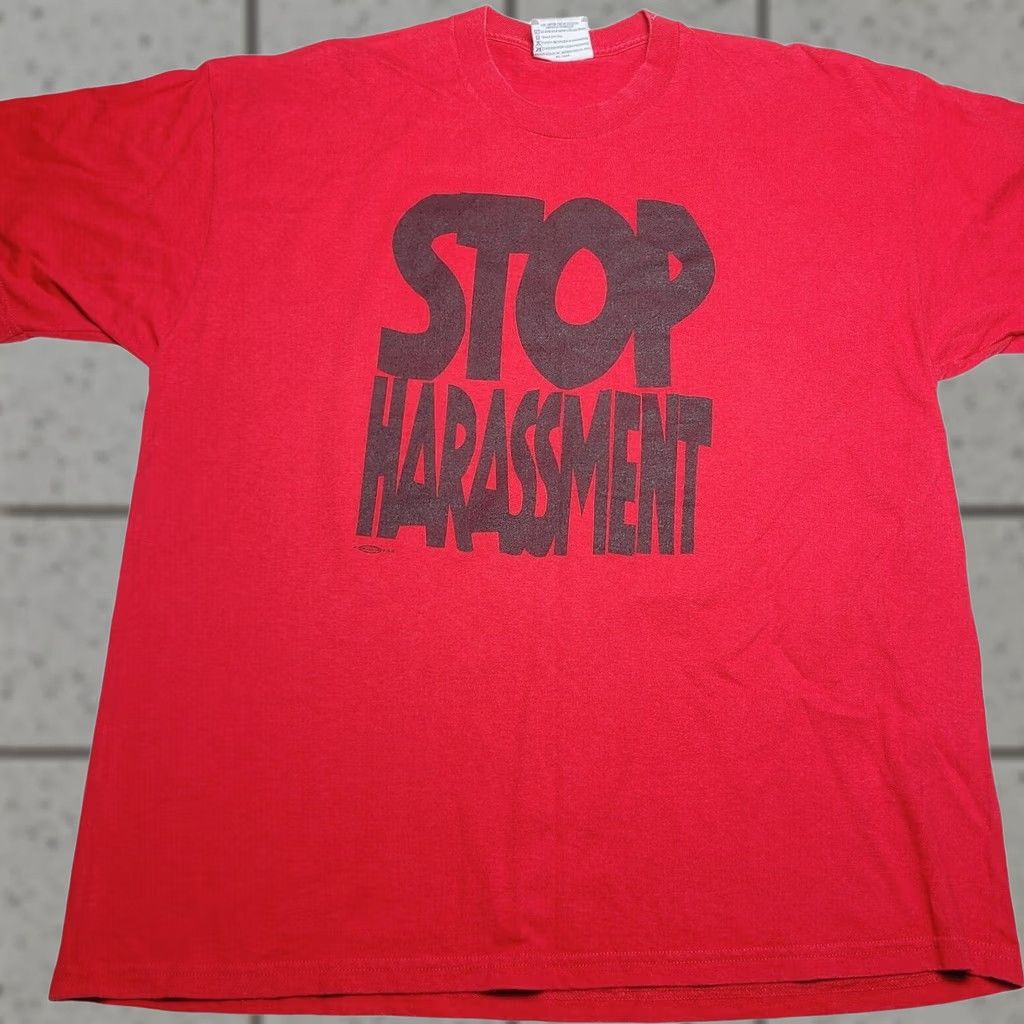 Lee VINTAGE Lee Stop Harassment 90s Double-Sided Shirt Men XL Red Crew Neck Short Sleeve T-Shirt Regular Mens Size US XL / EU 56 / 4 - 1 Thumbnail